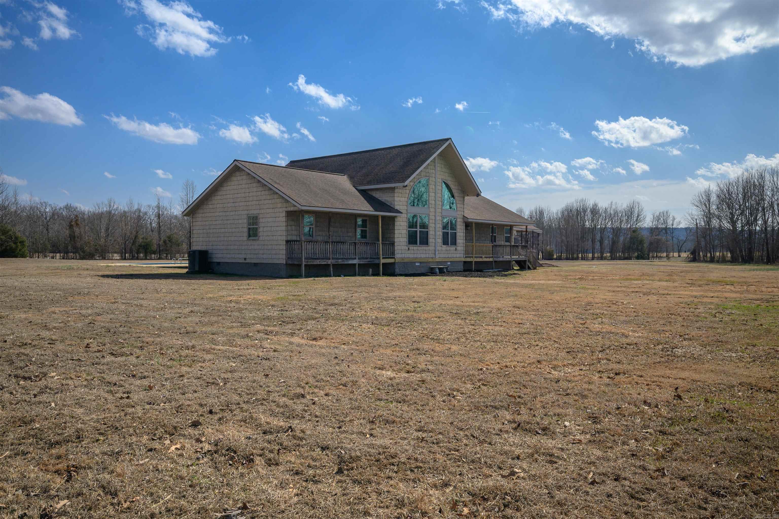 Photo 2 - Residential for sale – 3  Doss Ln   Batesville, AR