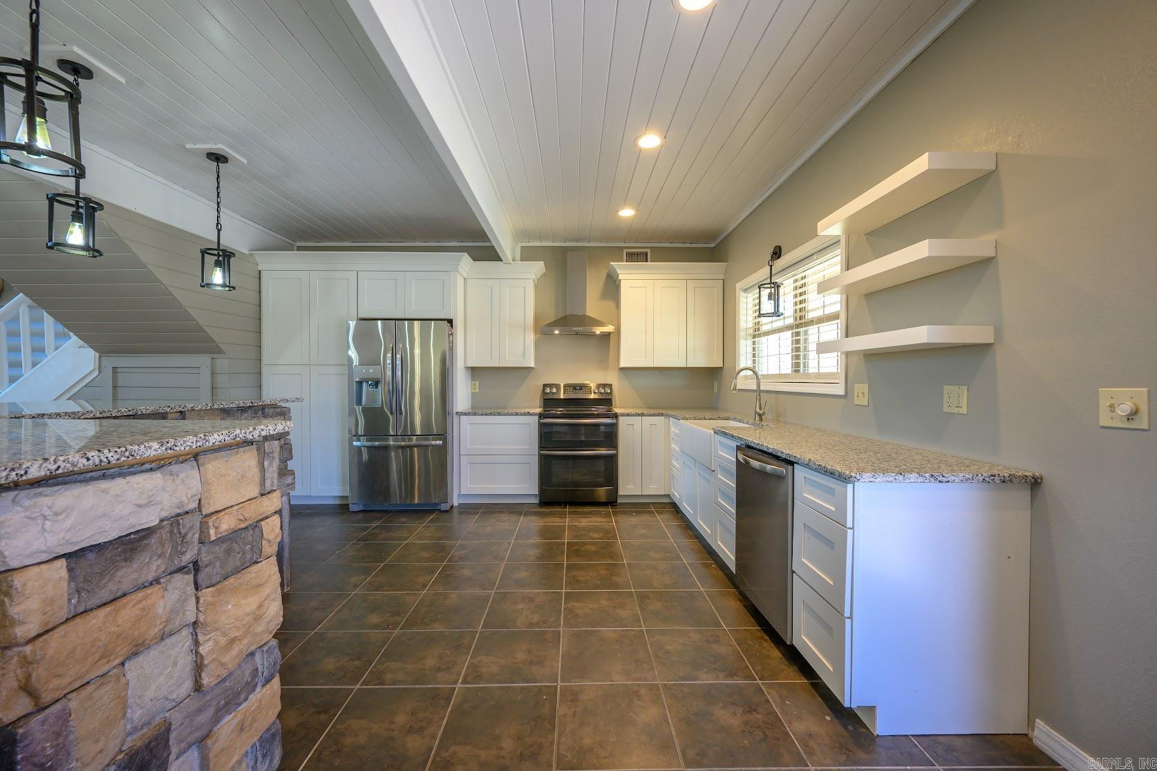 Photo 18 - Residential for sale – 3  Doss Ln   Batesville, AR