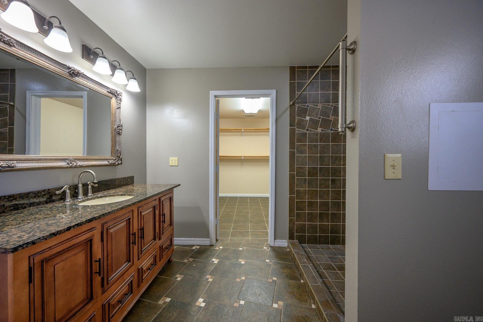 Photo 28 - Residential for sale – 3  Doss Ln   Batesville, AR