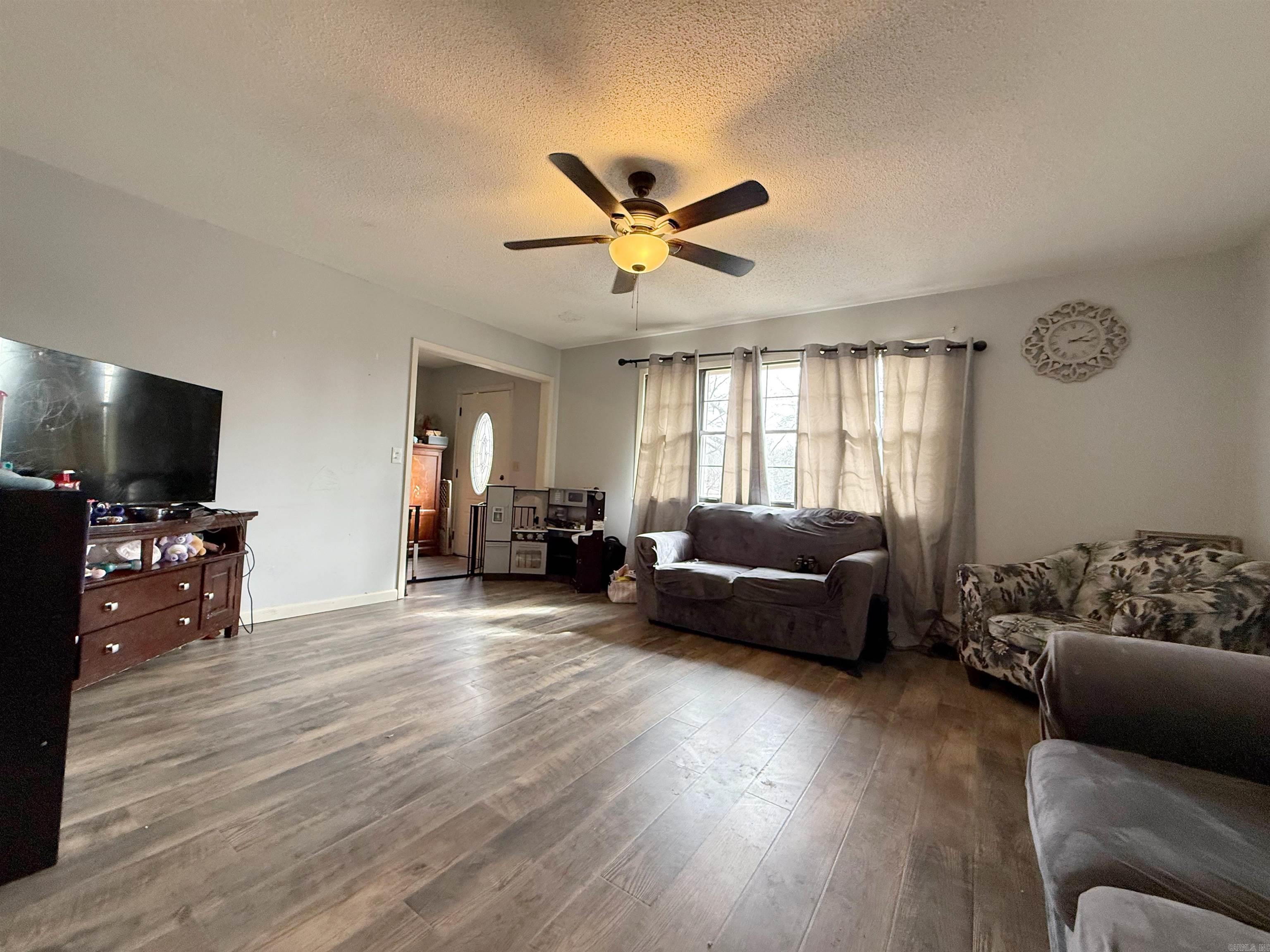 Photo 11 - Residential for sale – 2855  Cedar   Batesville, AR