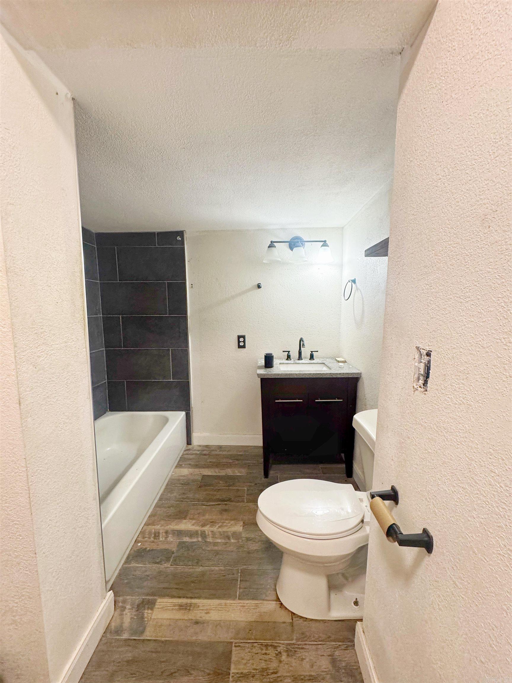 Photo 14 - Residential for sale – 434  Broad   Batesville, AR