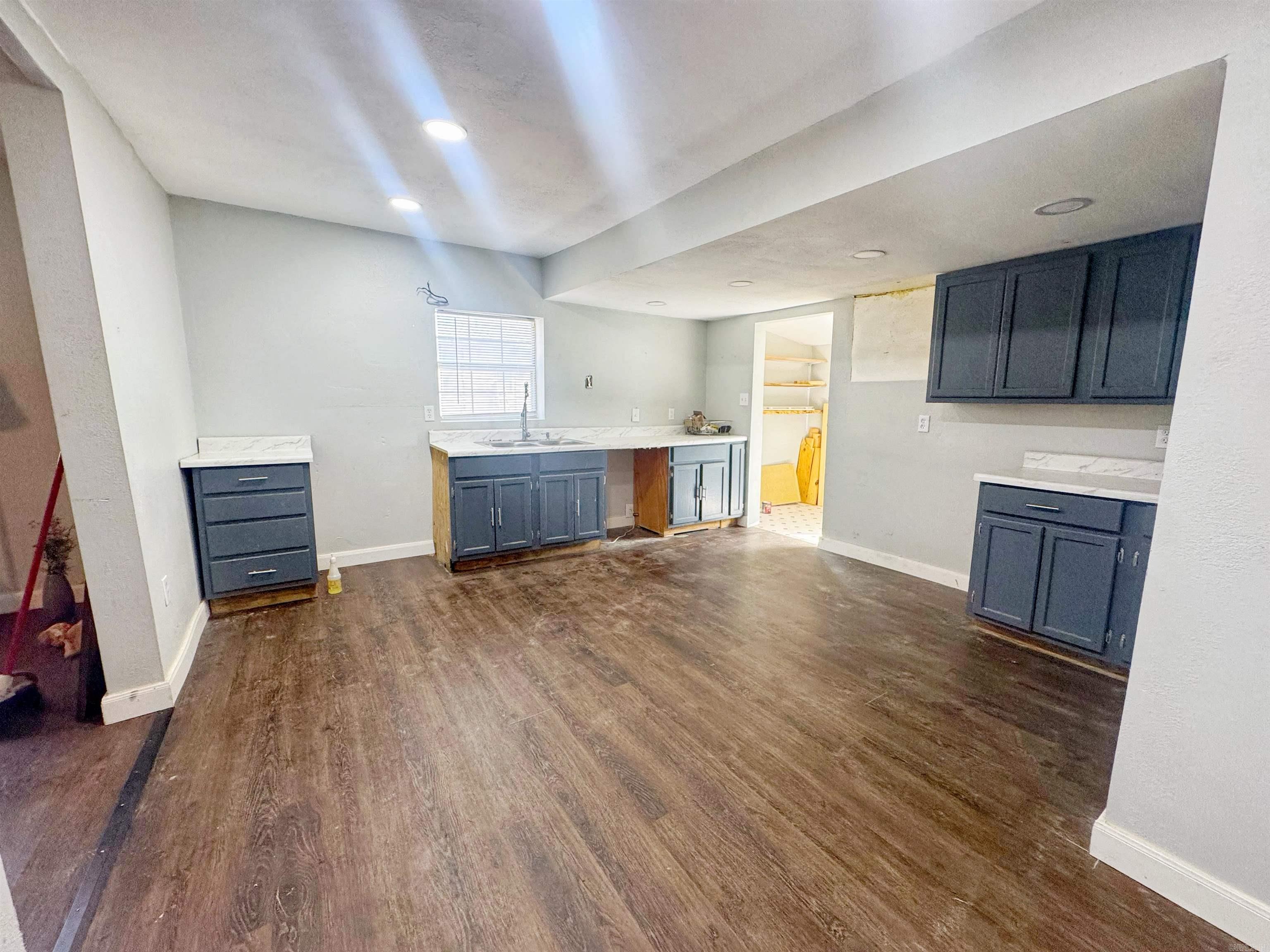 Photo 5 - Residential for sale – 434  Broad   Batesville, AR