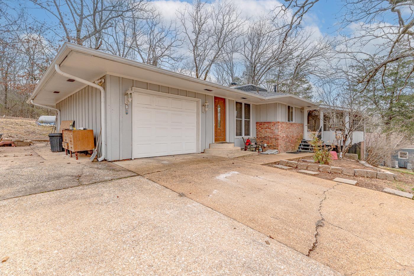 Photo 2 - Residential for sale – 1  Nokomis Dr   Cherokee Village, AR