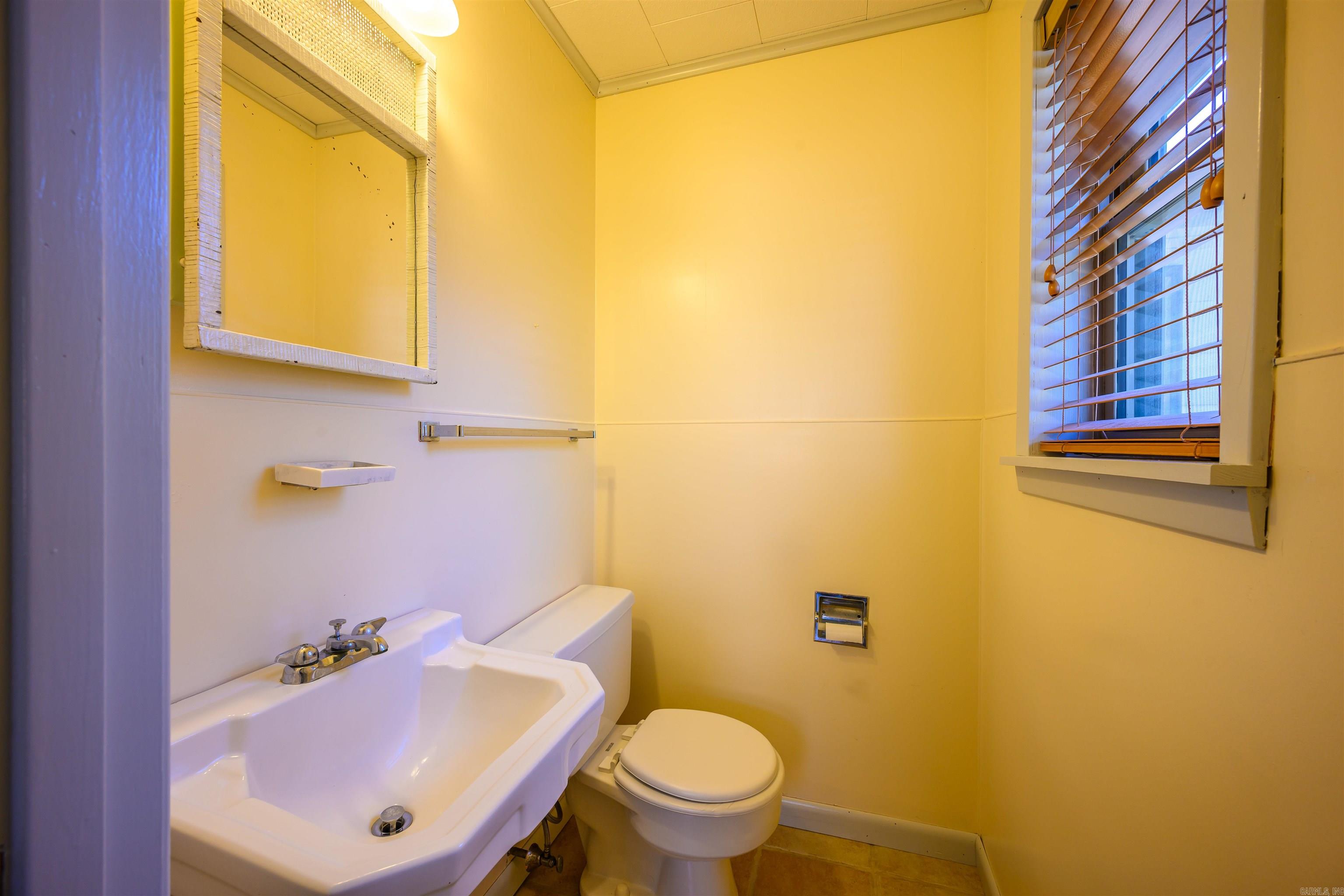 Photo 8 - Residential for sale – 1775  Sun Valley   Batesville, AR