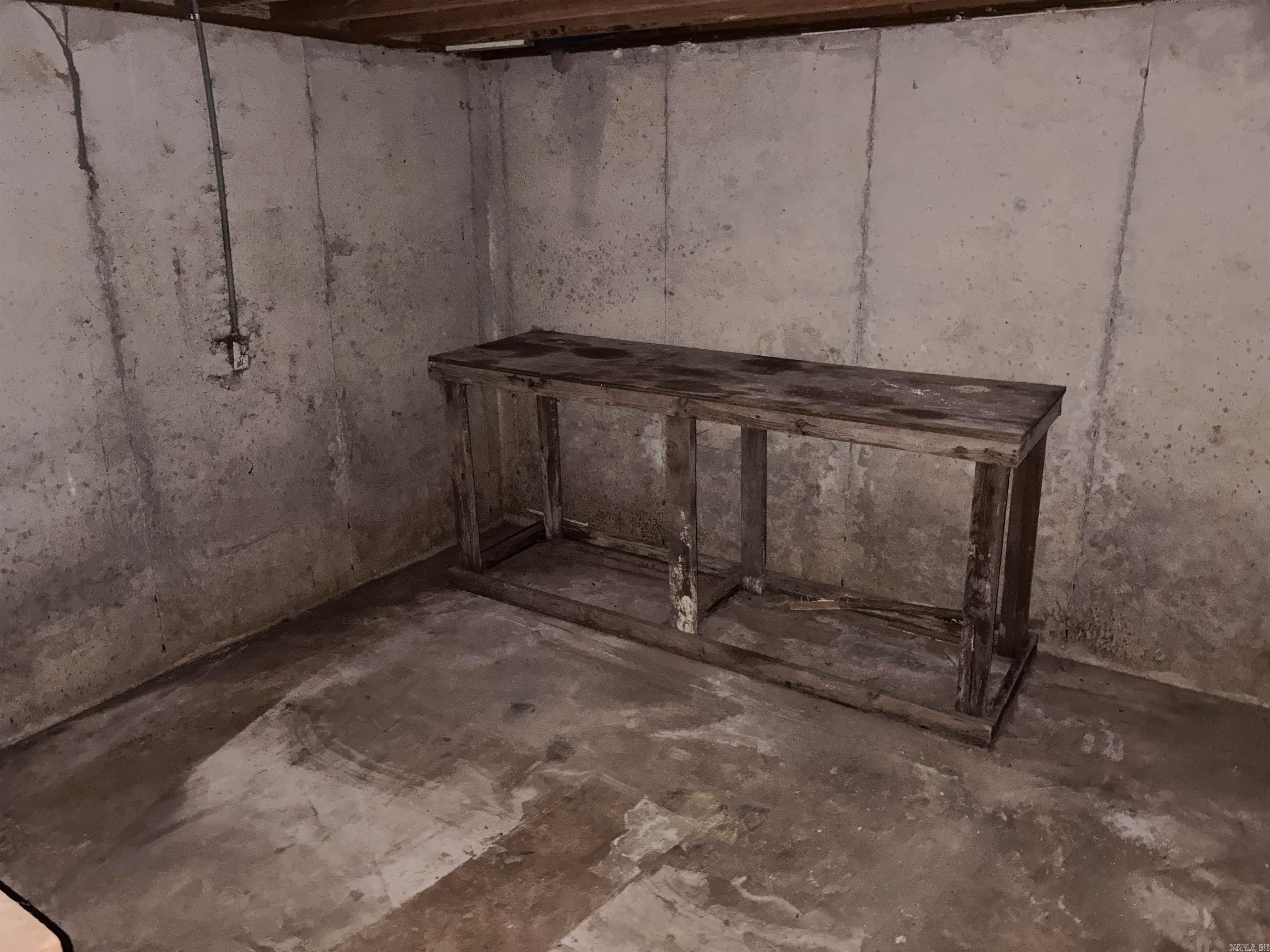 Photo 11 - Residential for sale – 1030  Bethel   Mammoth Spring, AR