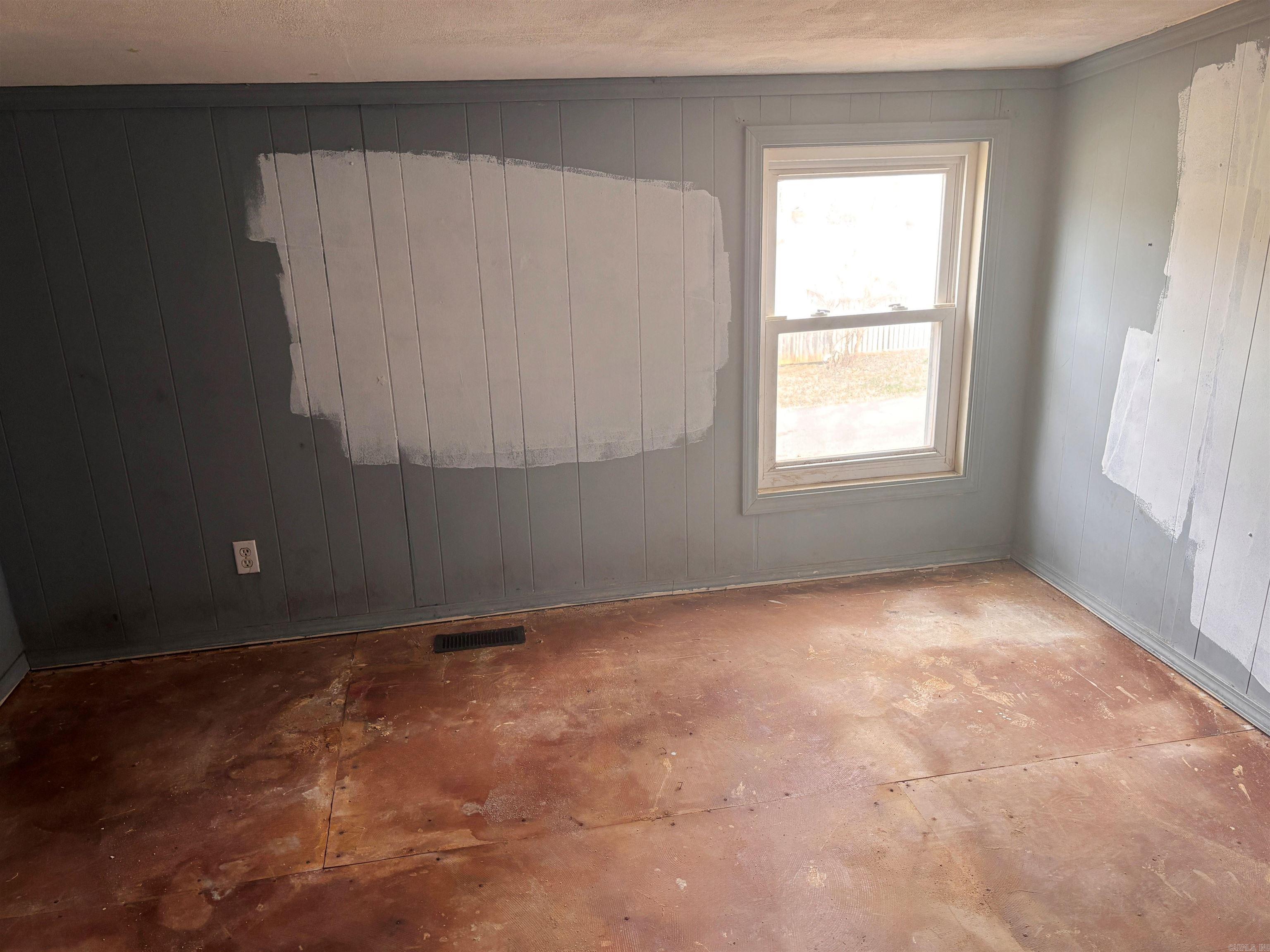 Photo 5 - Residential for sale – 1030  Bethel   Mammoth Spring, AR