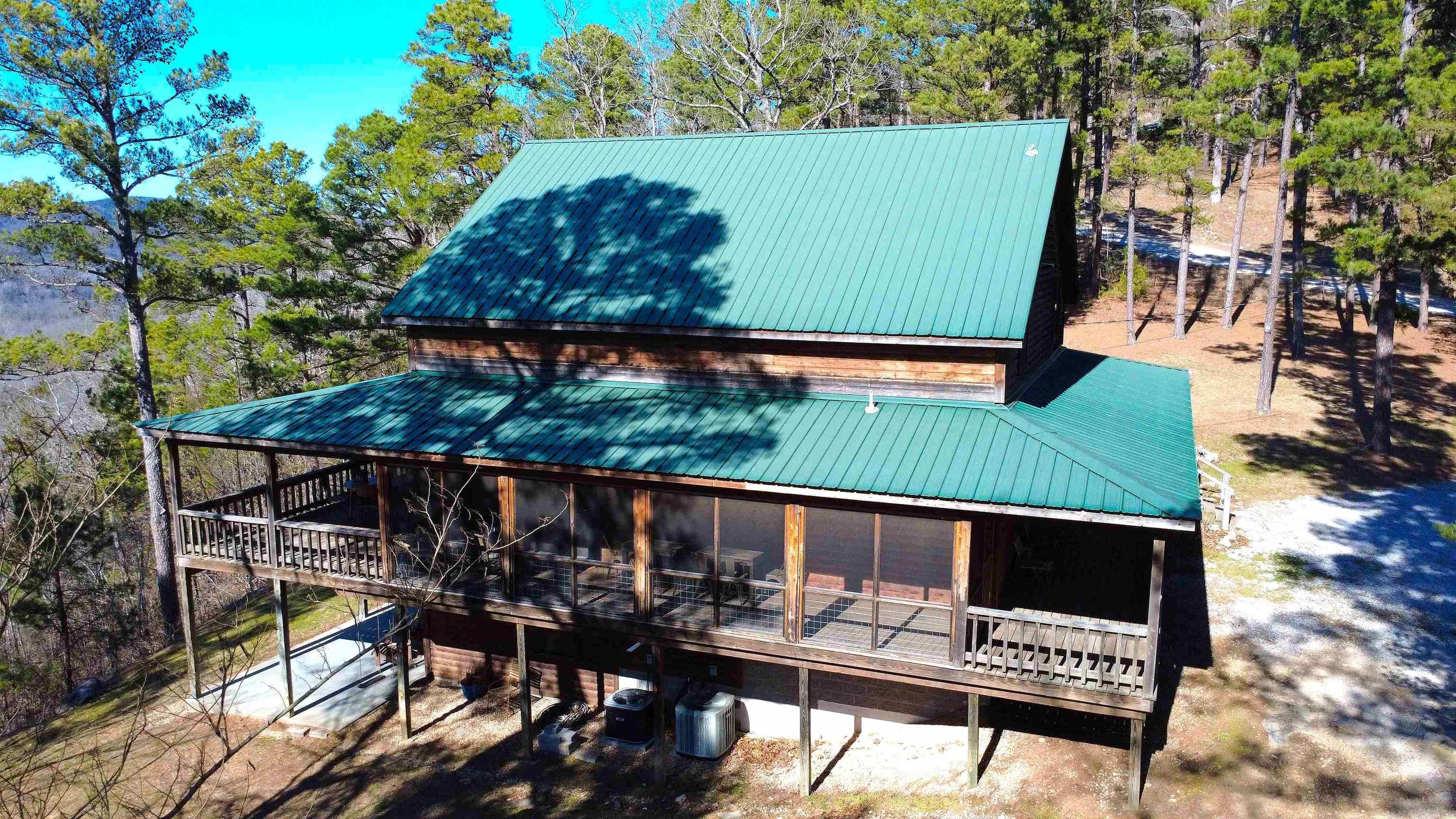 Photo 2 - Residential for sale – 352  Bluff View   Mountain View, AR