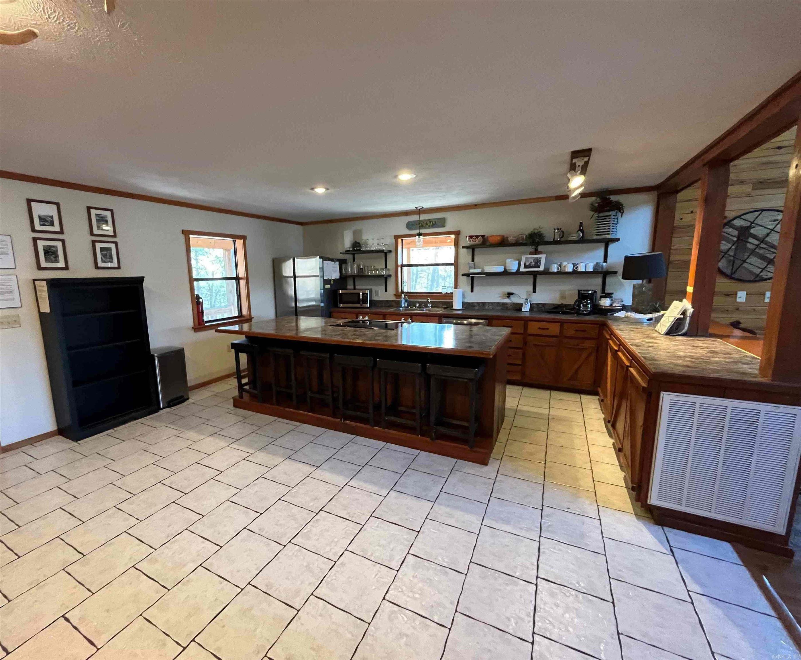 Photo 16 - Residential for sale – 352  Bluff View   Mountain View, AR