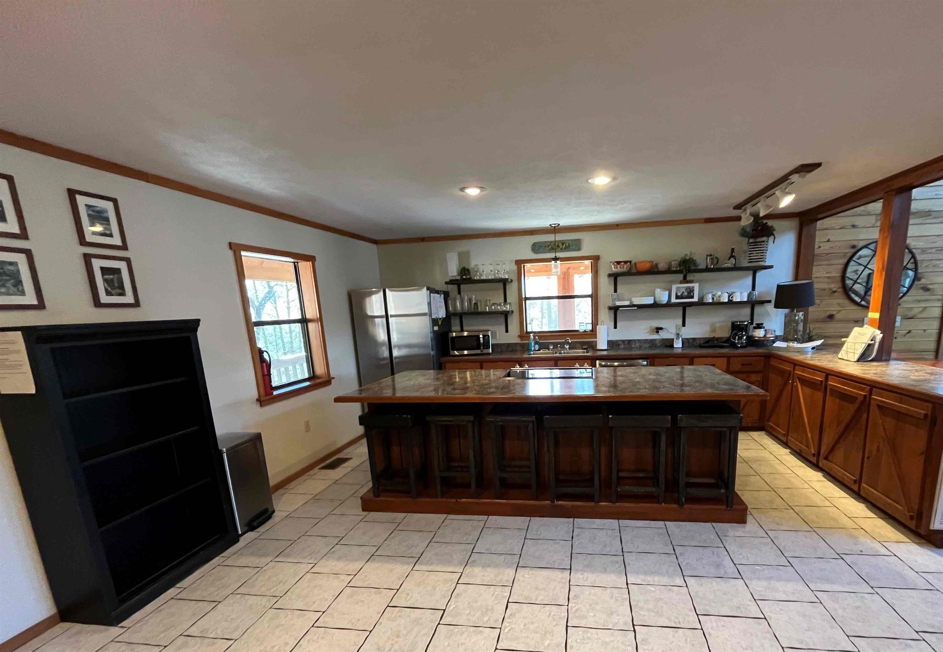 Photo 17 - Residential for sale – 352  Bluff View   Mountain View, AR