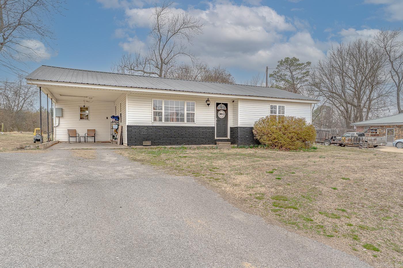 Photo 4 - Residential for sale – 180  College   Melbourne, AR