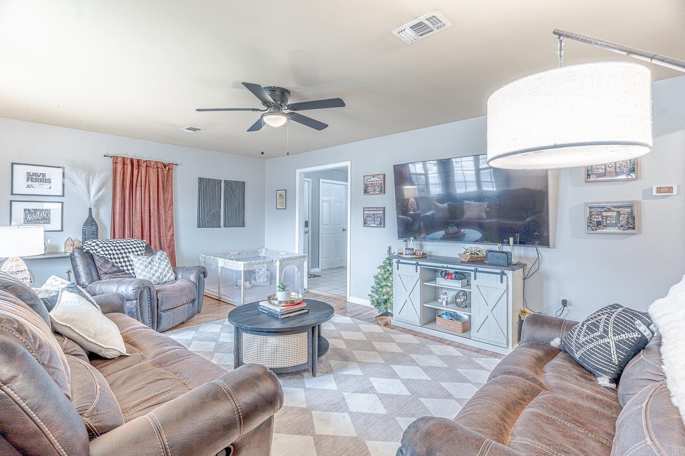 Photo 6 - Residential for sale – 180  College   Melbourne, AR