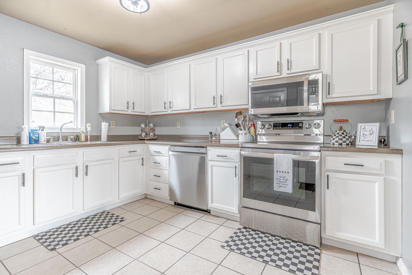 Photo 10 - Residential for sale – 180  College   Melbourne, AR