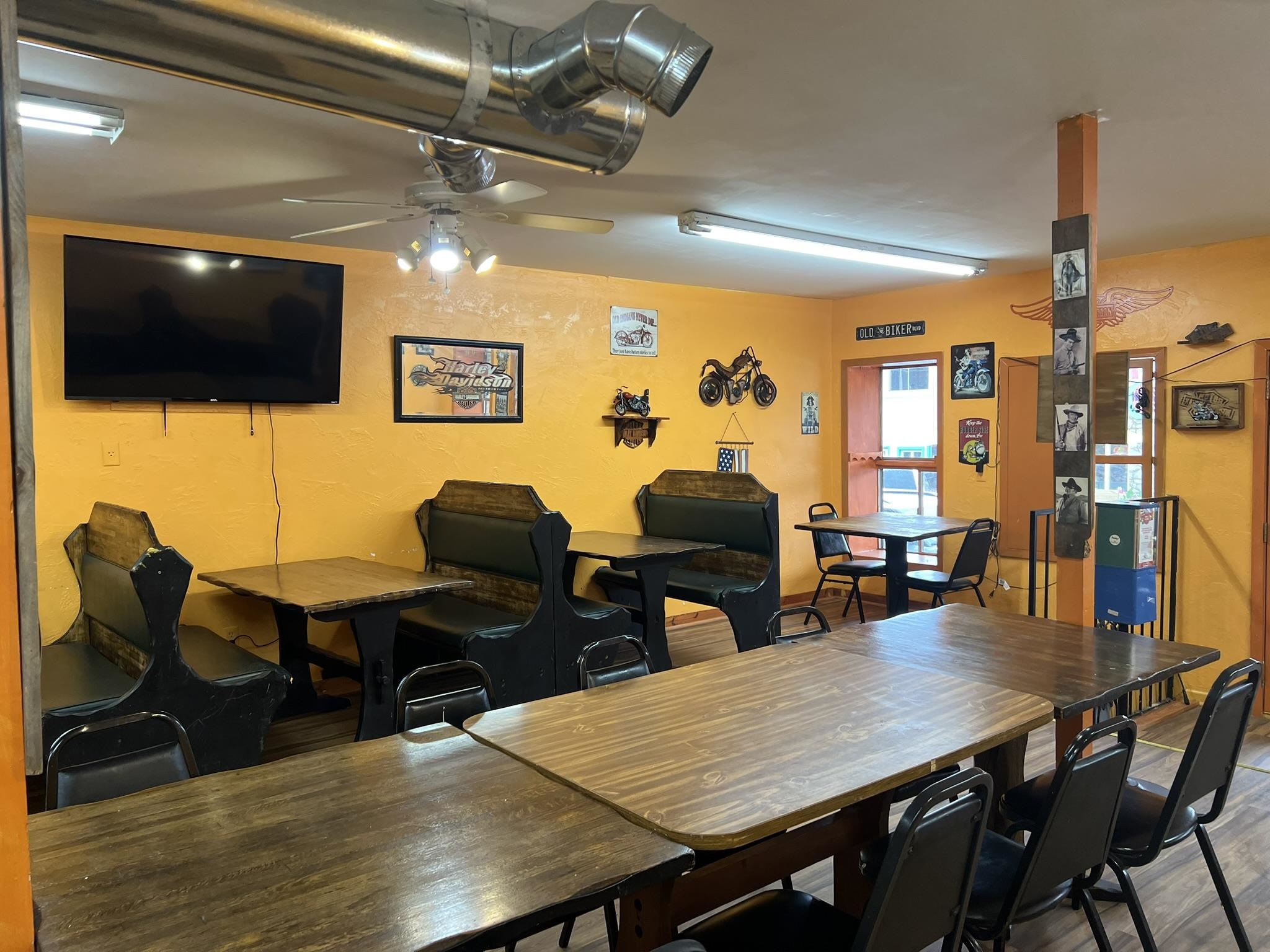 Photo 13 - Commercial / Industrial for sale – 206 E Main   Hardy, AR