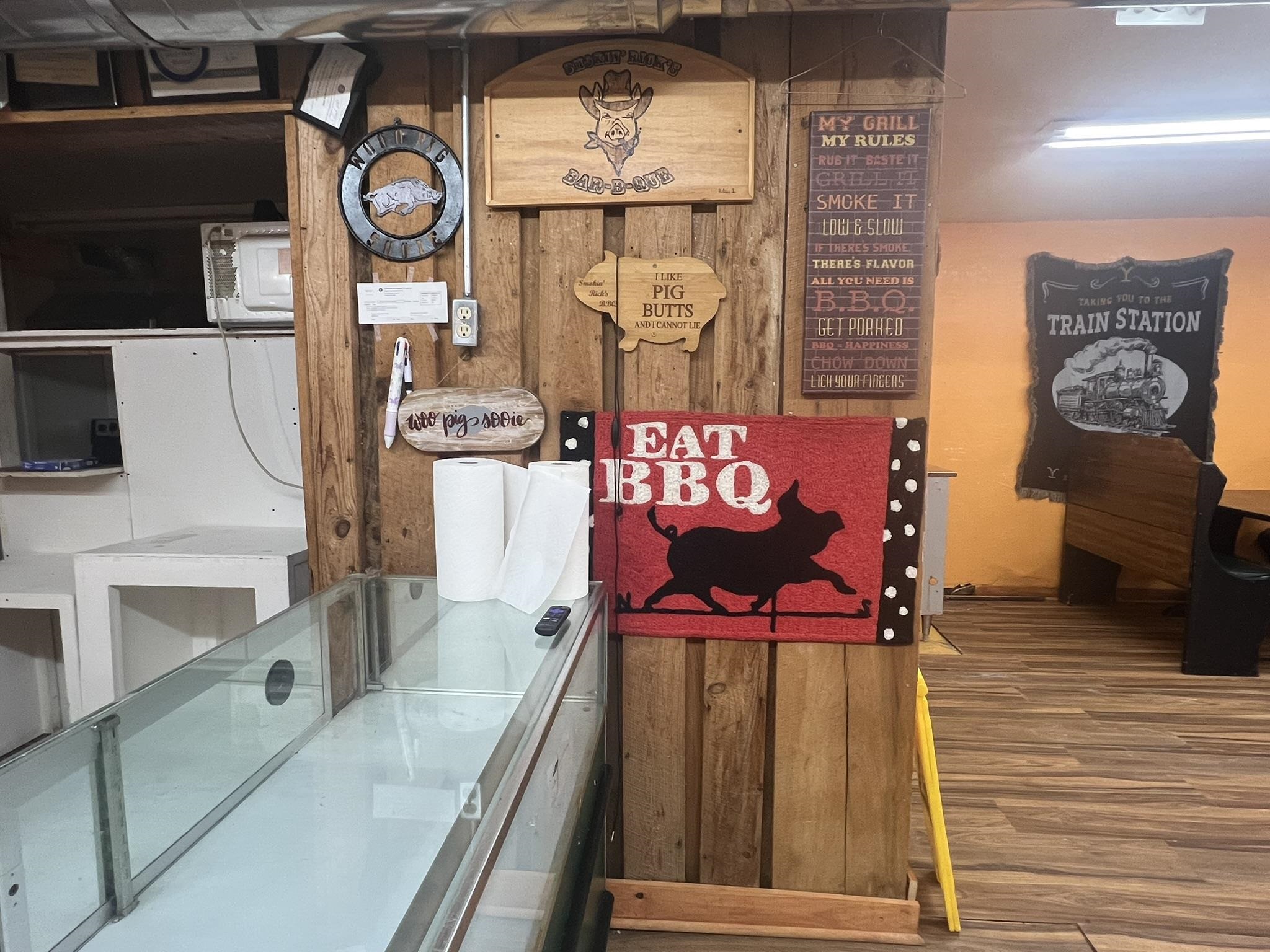 Photo 21 - Commercial / Industrial for sale – 206 E Main   Hardy, AR