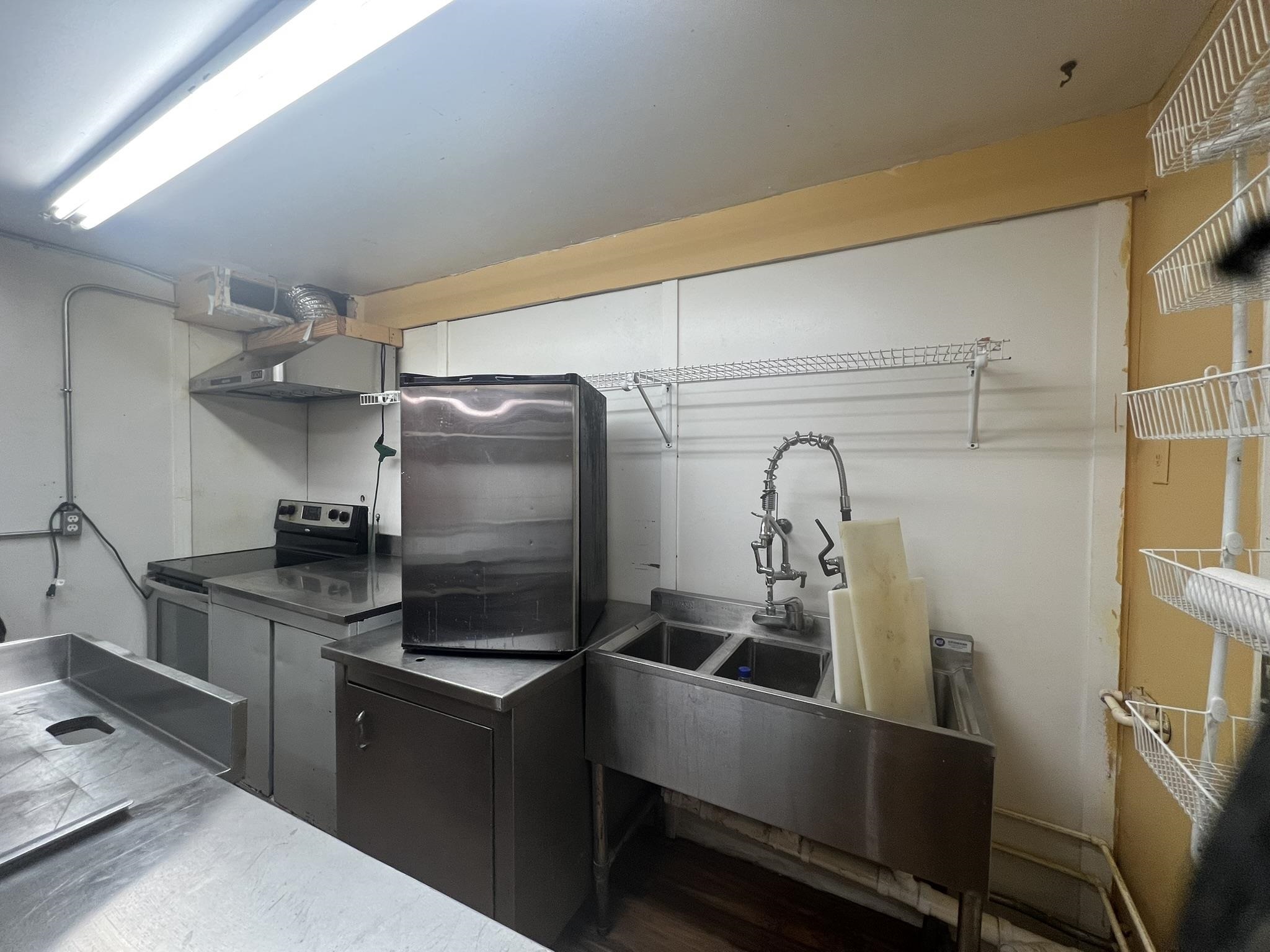 Photo 29 - Commercial / Industrial for sale – 206 E Main   Hardy, AR