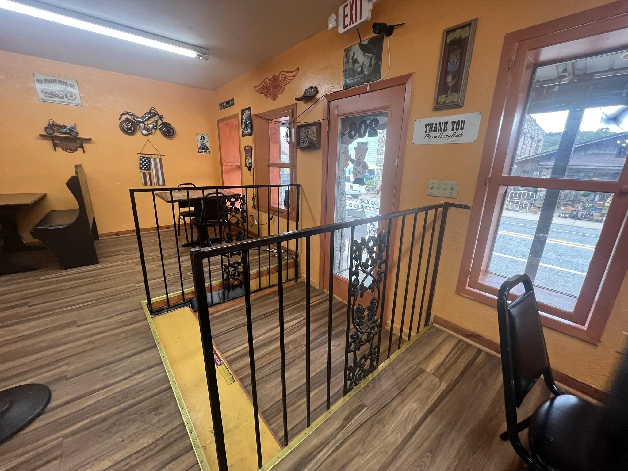 Photo 39 - Commercial / Industrial for sale – 206 E Main   Hardy, AR