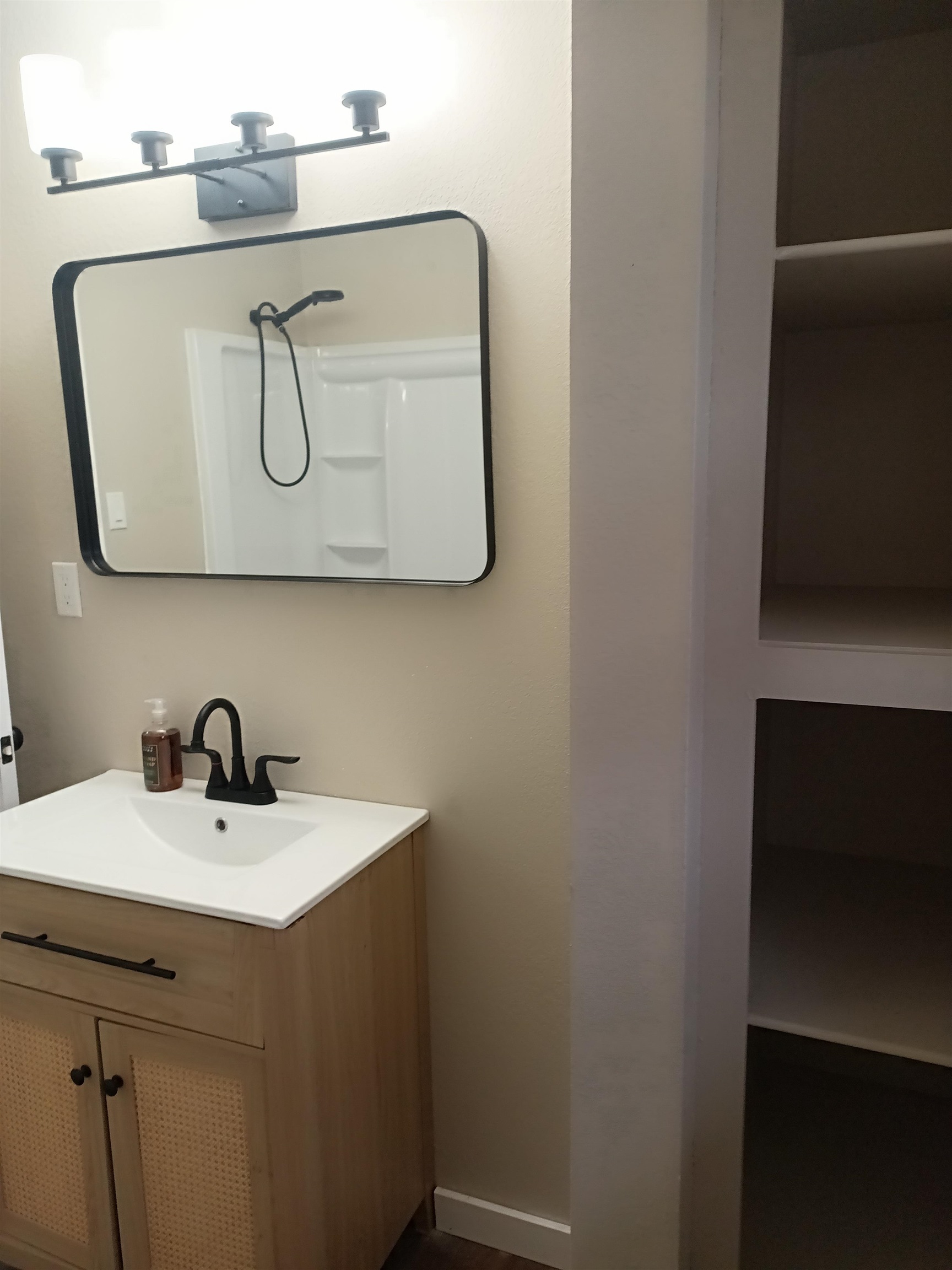 Photo 10 - Residential for sale – 78  Saskatchewan Dr   Cherokee Village, AR