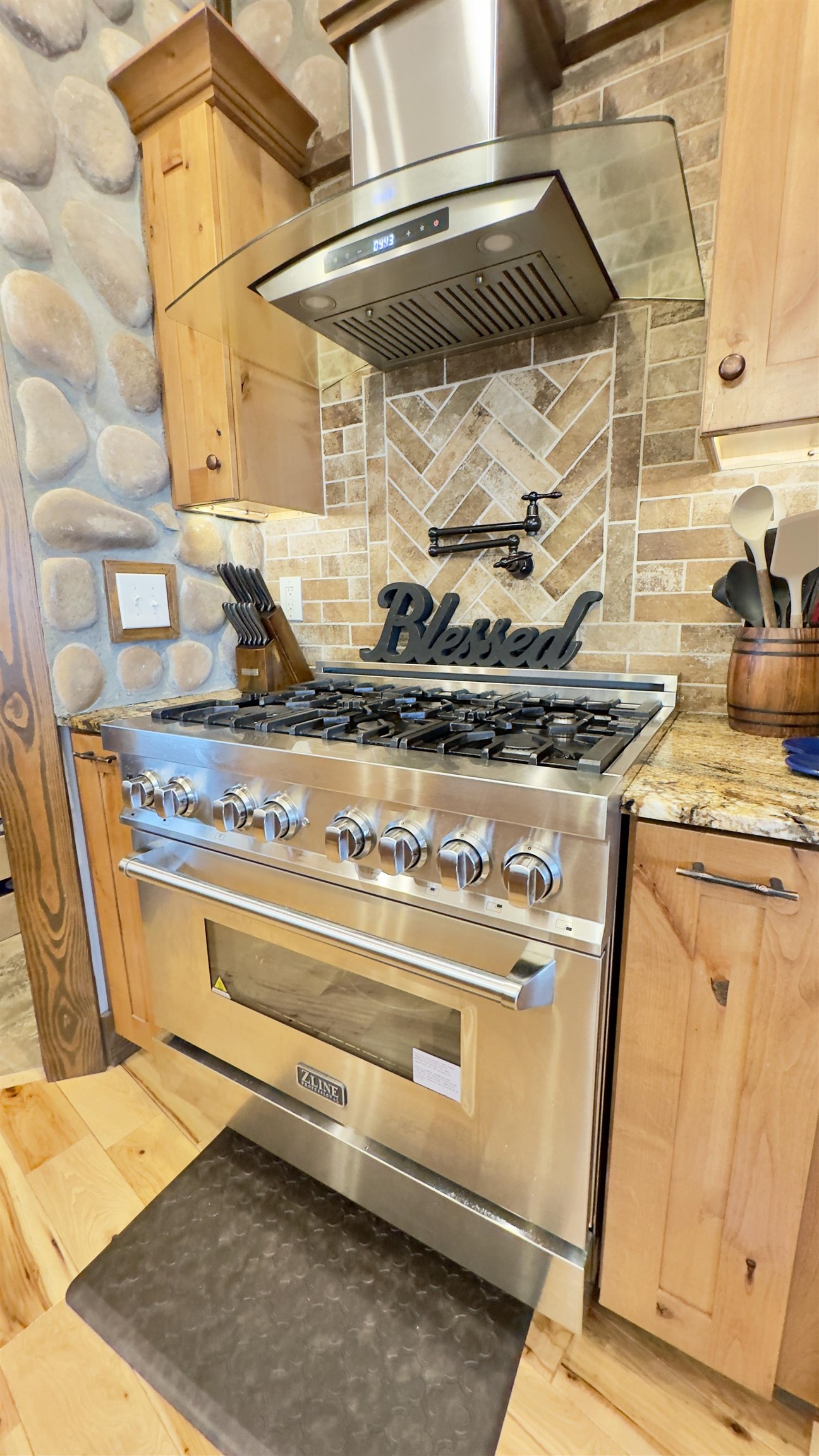 Photo 10 - Residential for sale – 95  Firethorne   Melbourne, AR