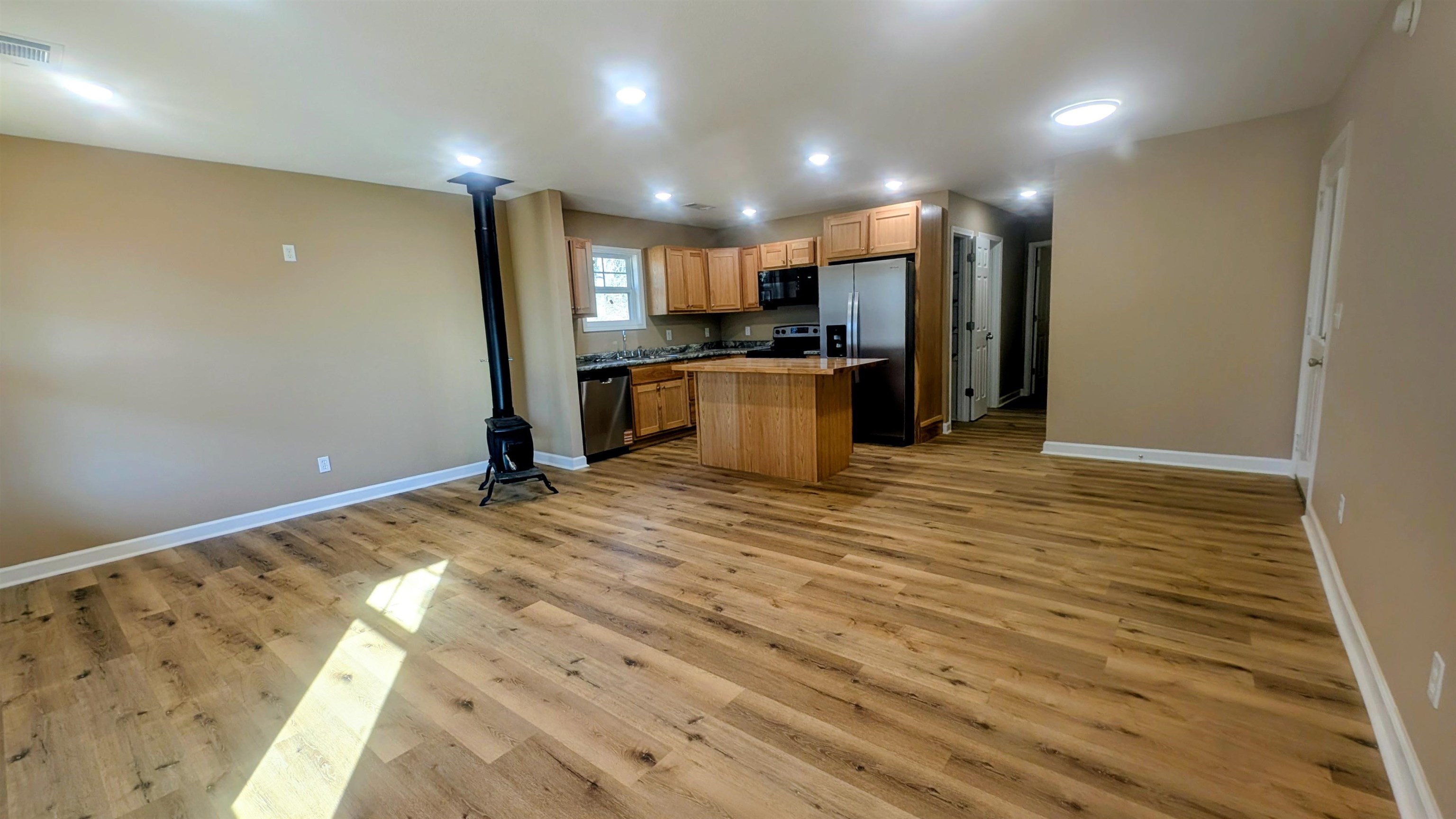 Photo 3 - Residential for sale – 82  Peebles Bluff   Smithville, AR