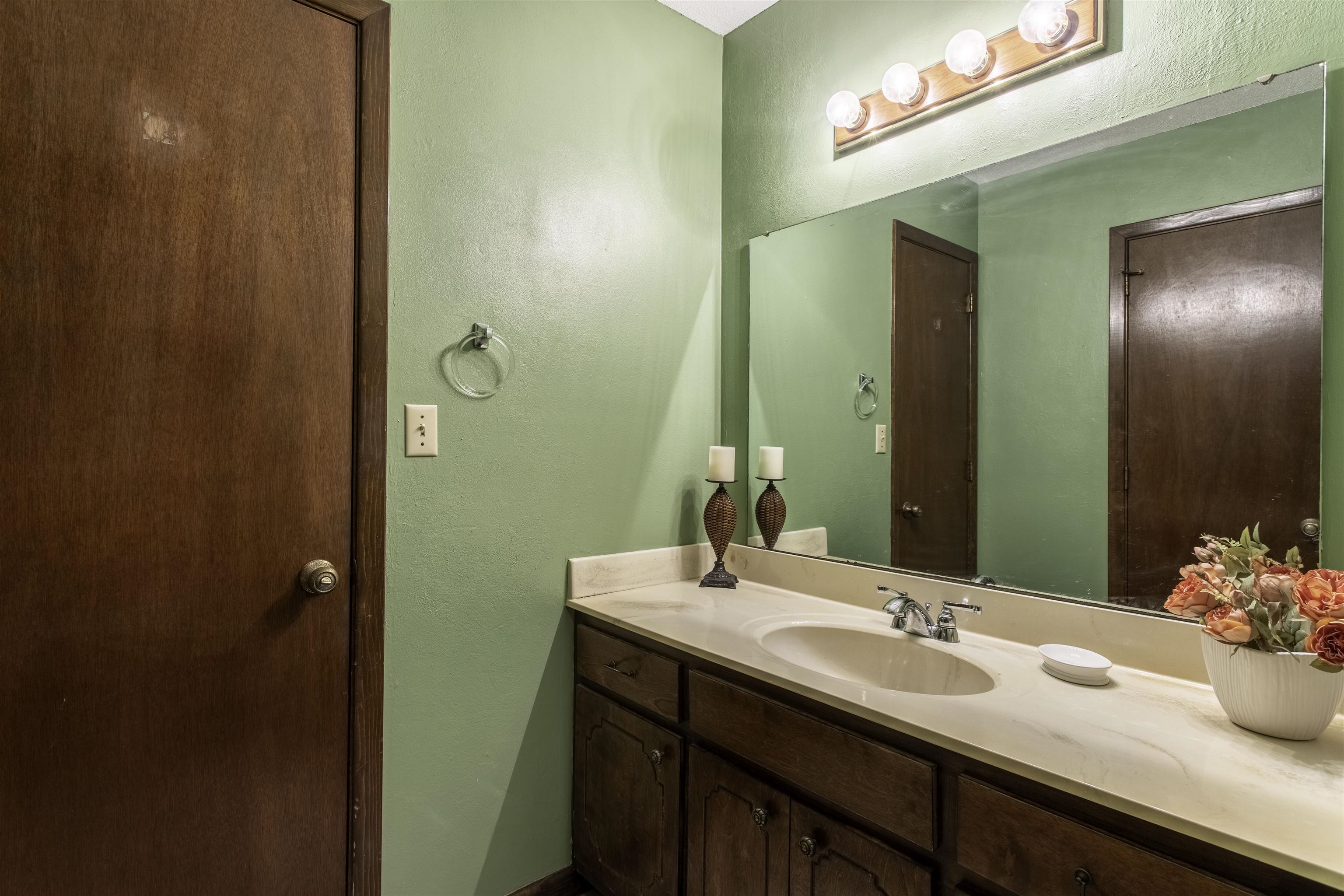 Photo 29 - Residential for sale – 7  Winnebago   Cherokee Village, AR