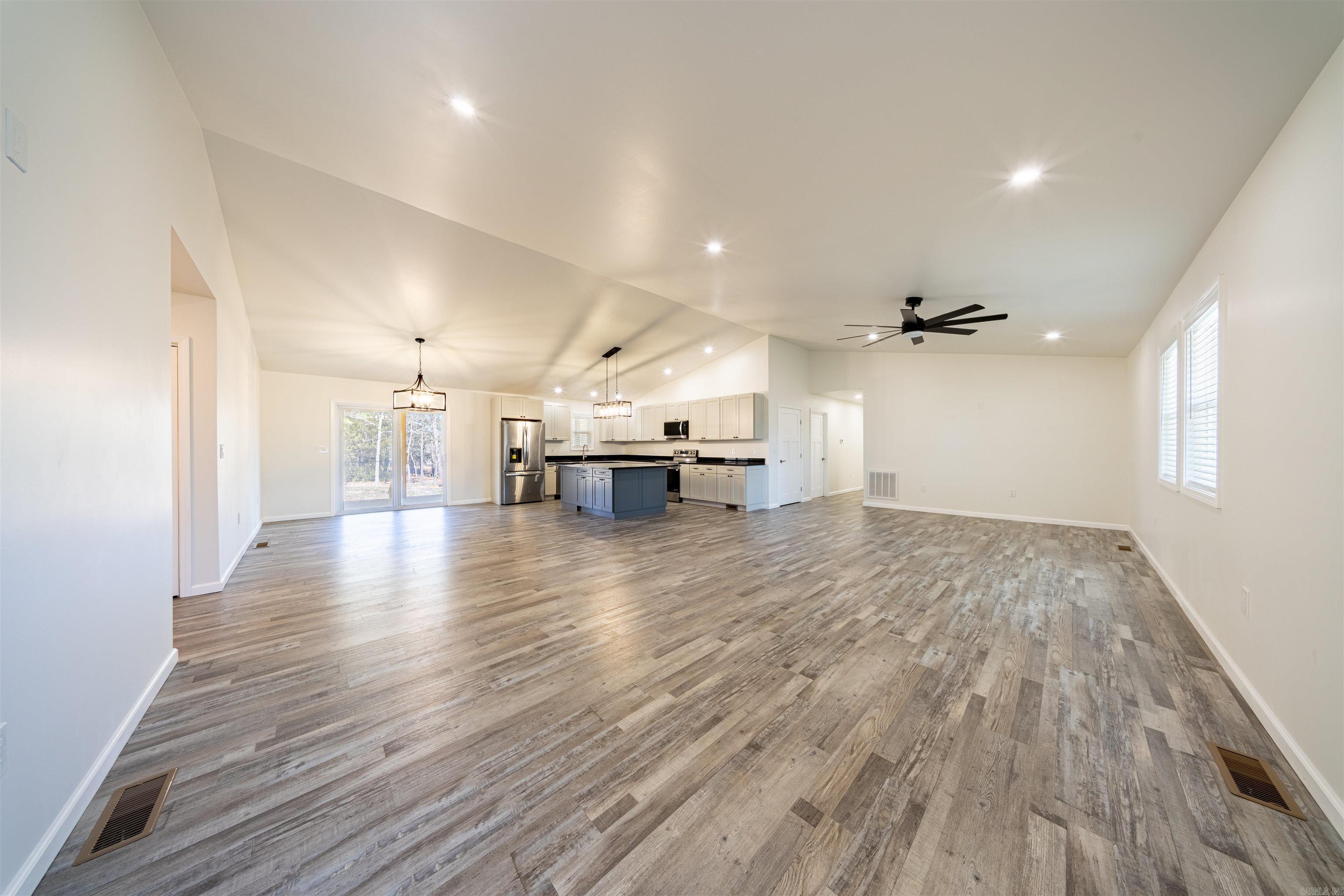 Photo 3 - Residential for sale – 30  Lynndale Dr   Pleasant Plains, AR