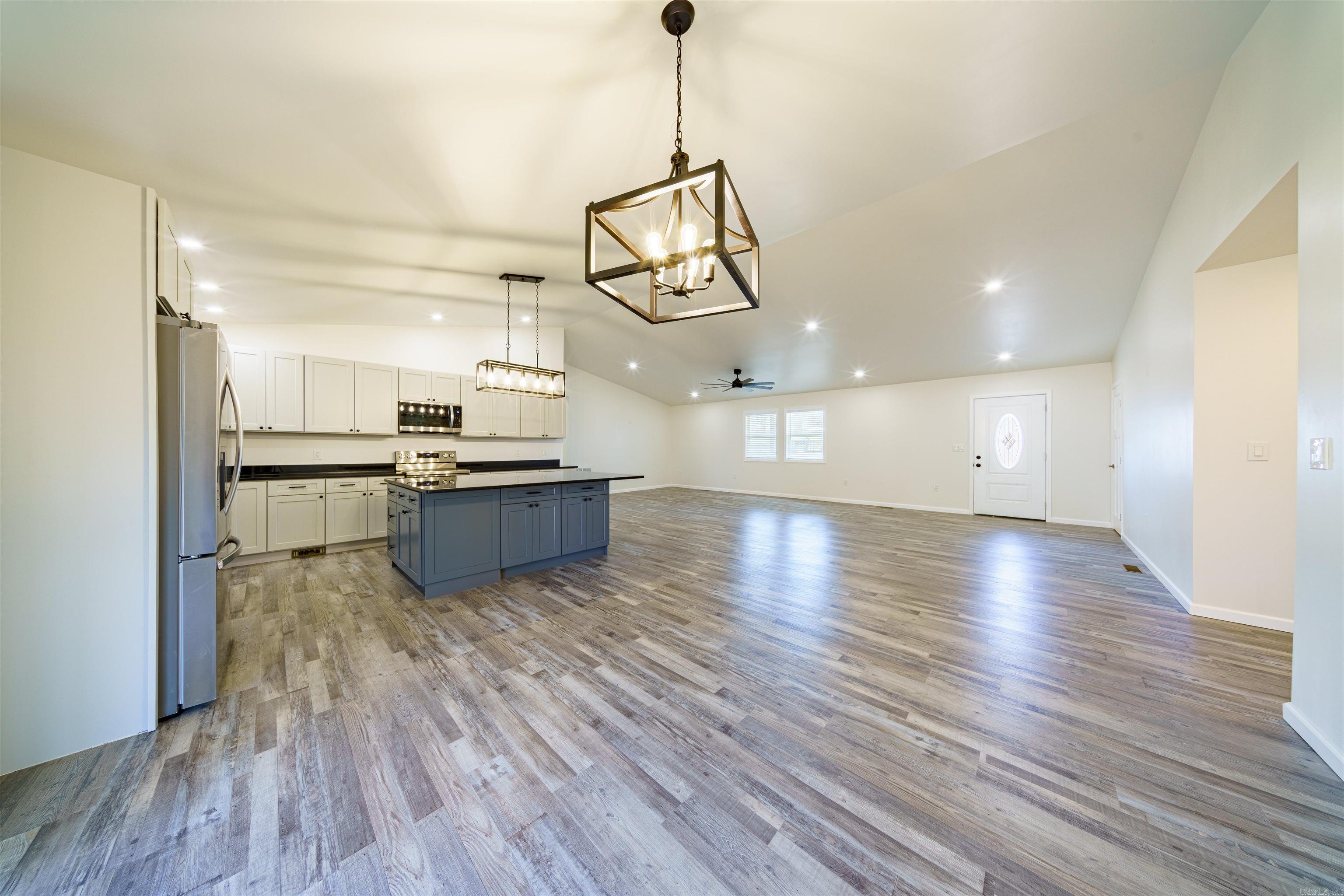 Photo 10 - Residential for sale – 30  Lynndale Dr   Pleasant Plains, AR