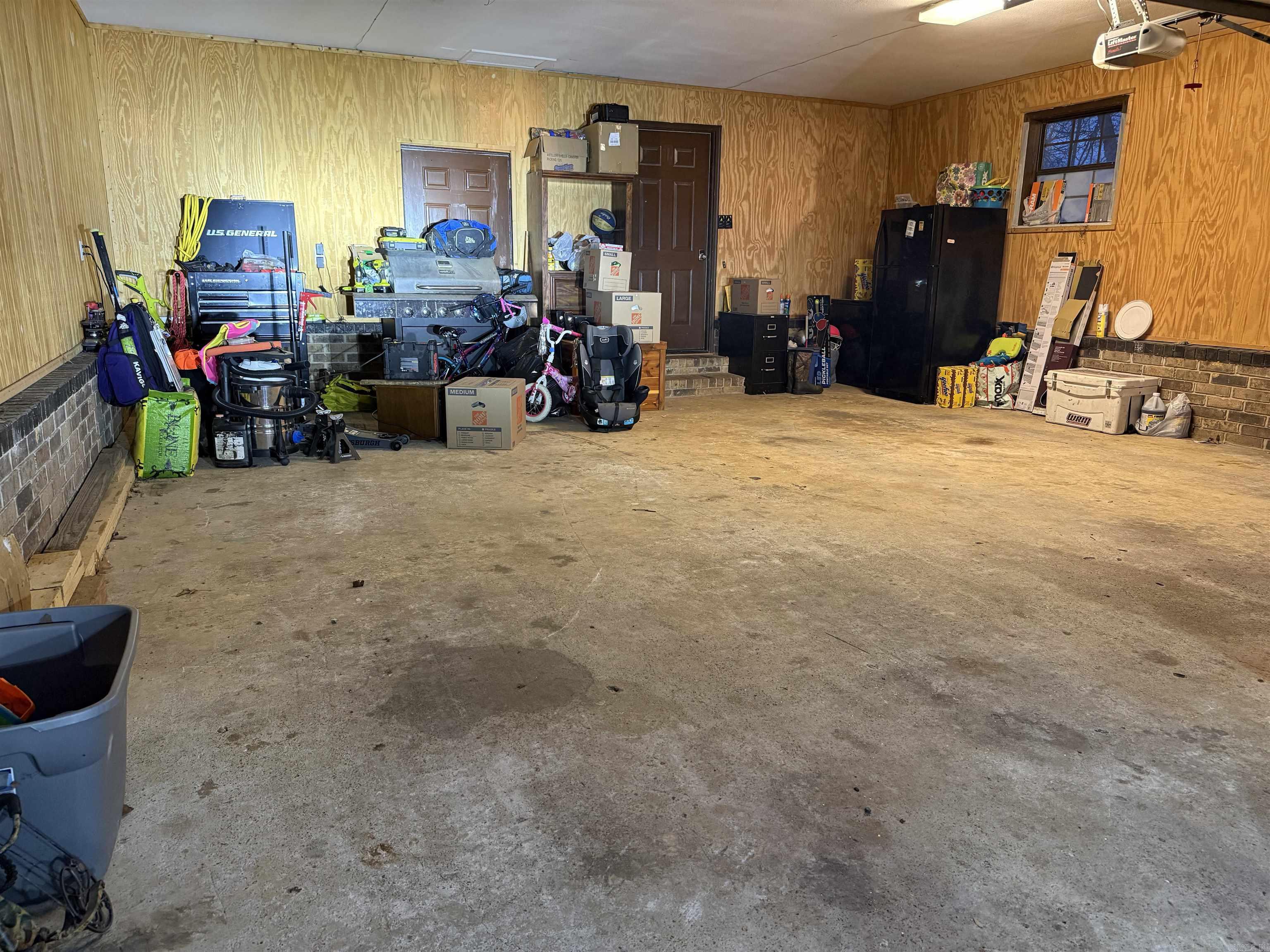 Photo 11 - Residential for sale – 1650 N Hill   Newark, AR