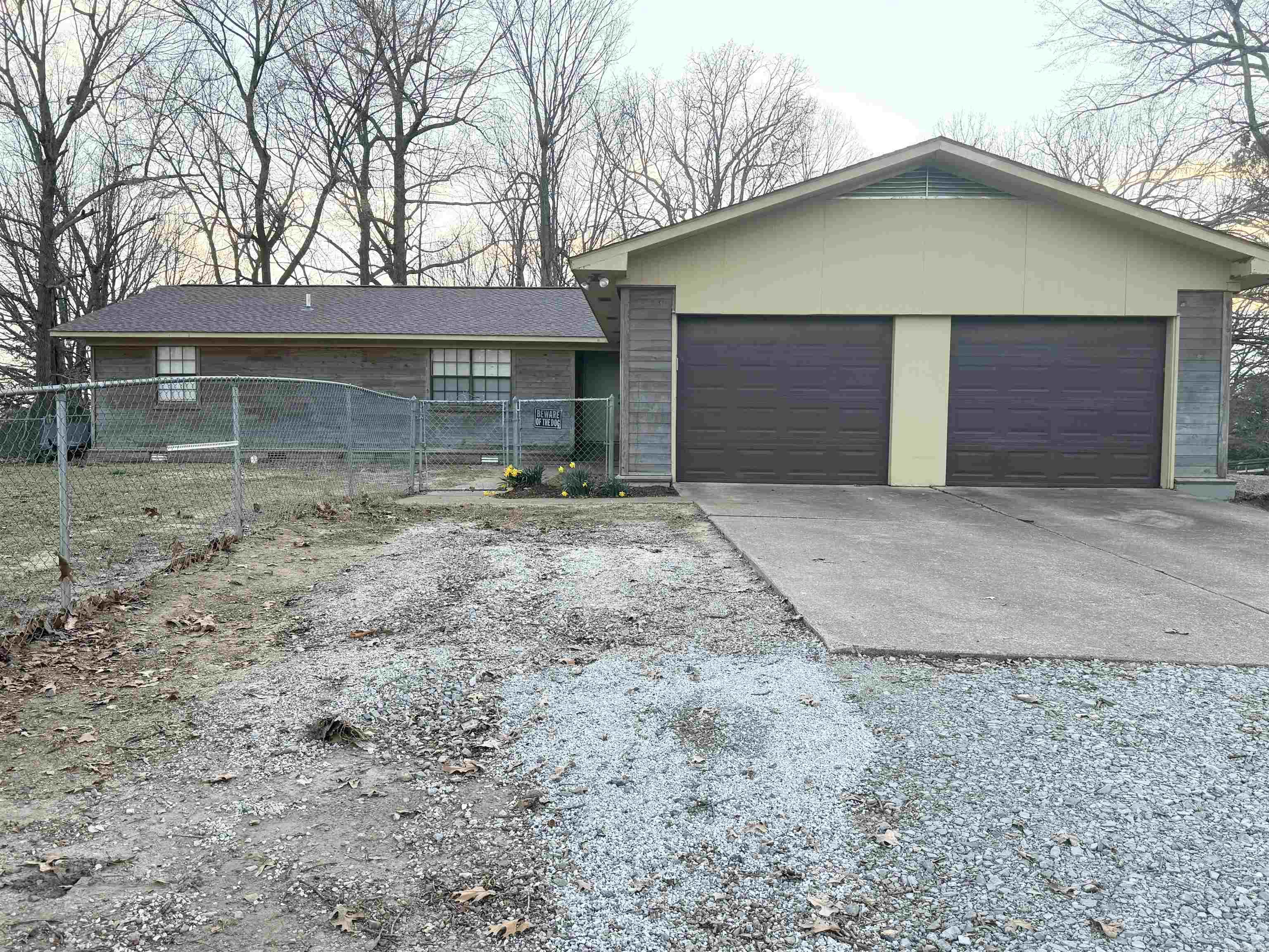 Photo 3 - Residential for sale – 1650 N Hill   Newark, AR