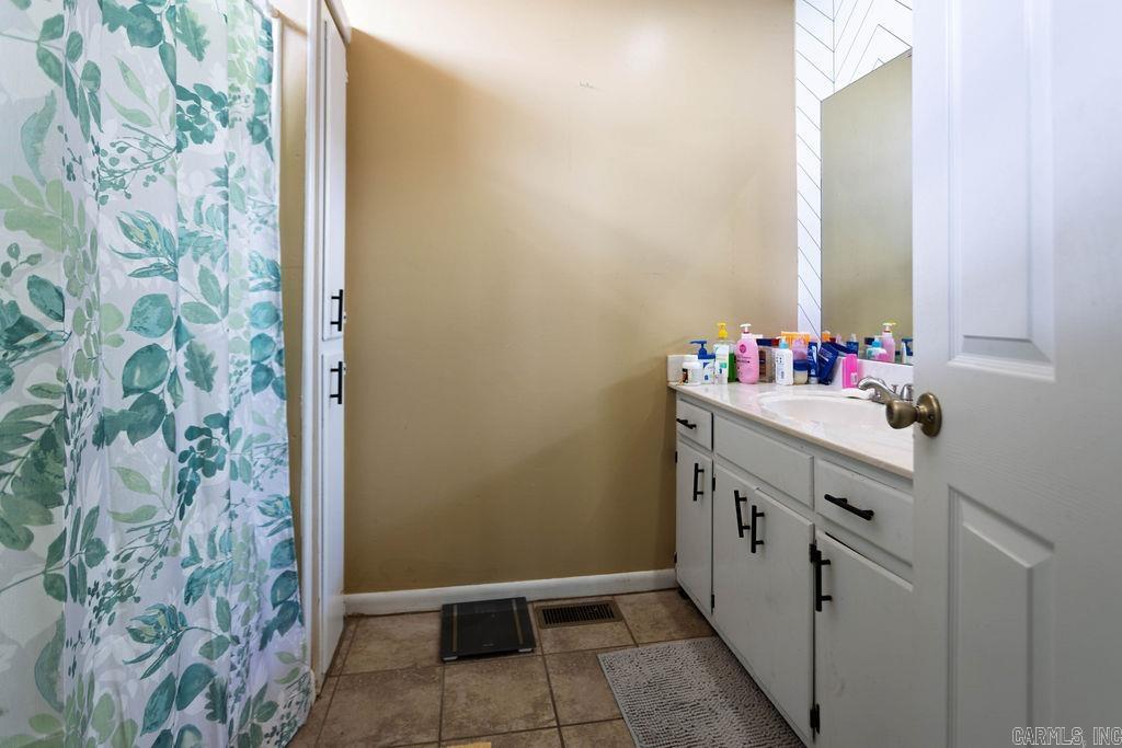 Photo 17 - Residential for sale – 2615  Neeley   Batesville, AR