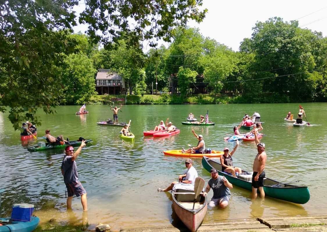 Photo 2 - Commercial / Industrial for sale – 420  Highway 63   Hardy, AR