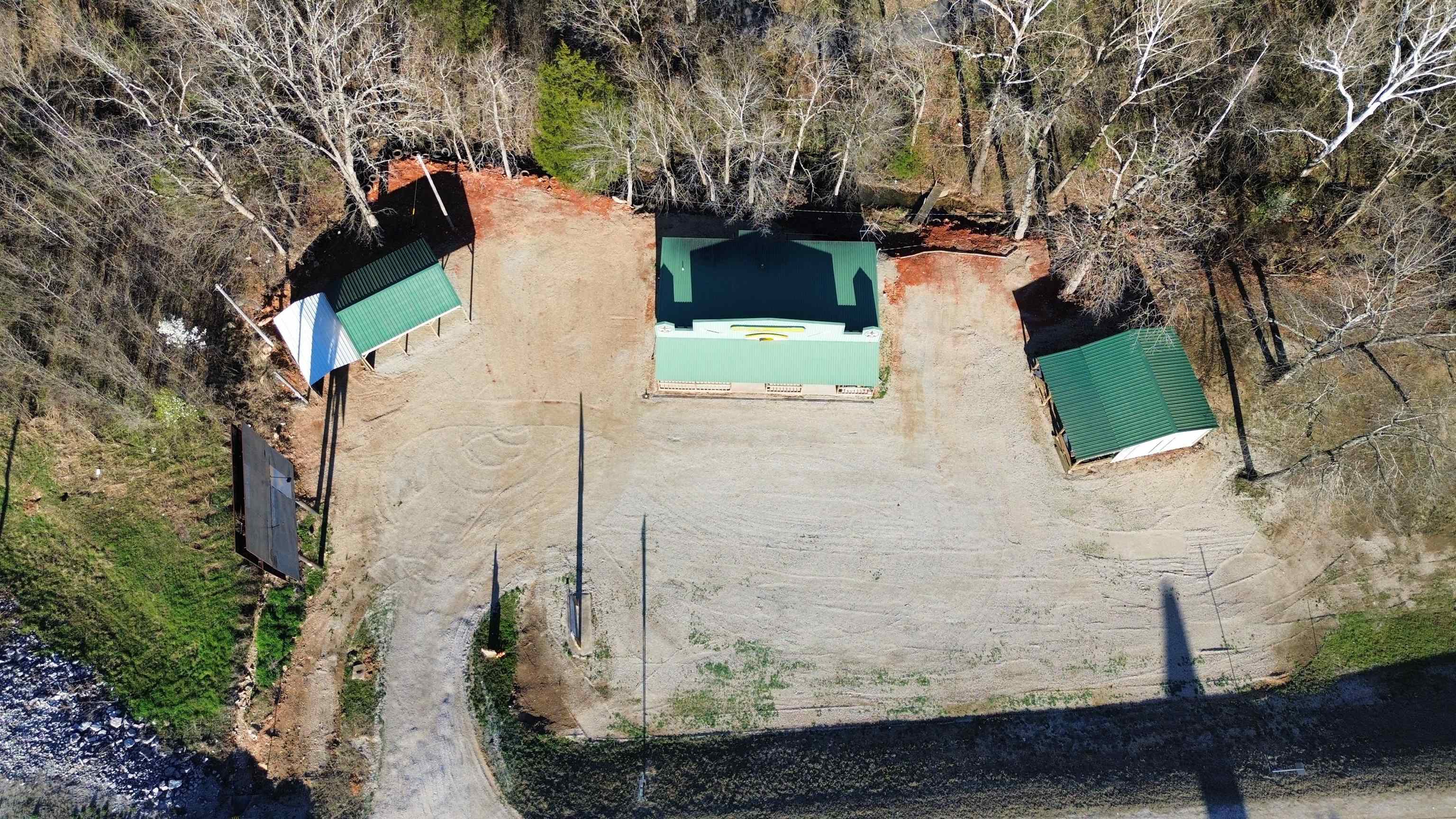 Photo 34 - Commercial / Industrial for sale – 420  Highway 63   Hardy, AR