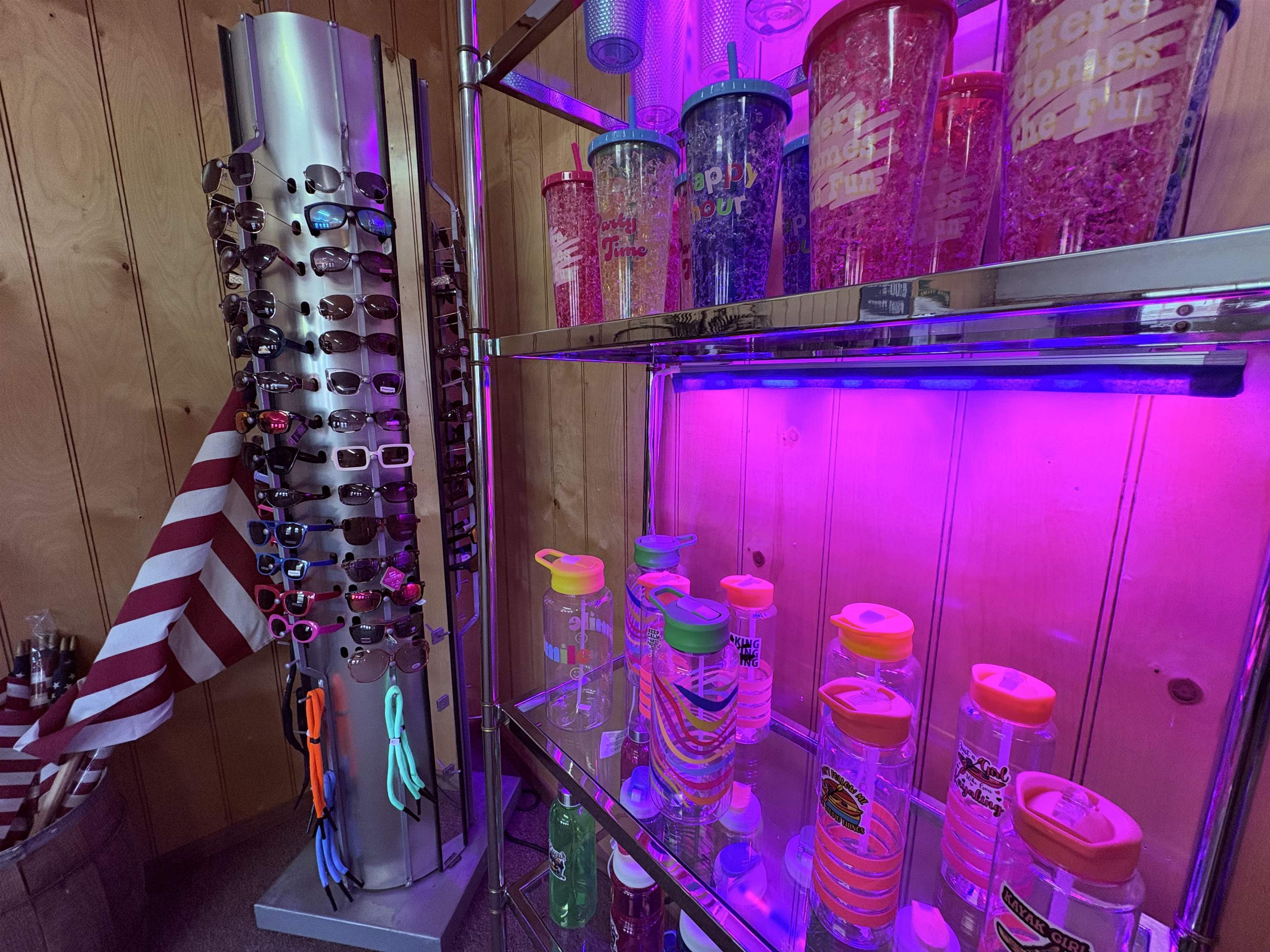 Photo 9 - Commercial / Industrial for sale – 420  Highway 63   Hardy, AR