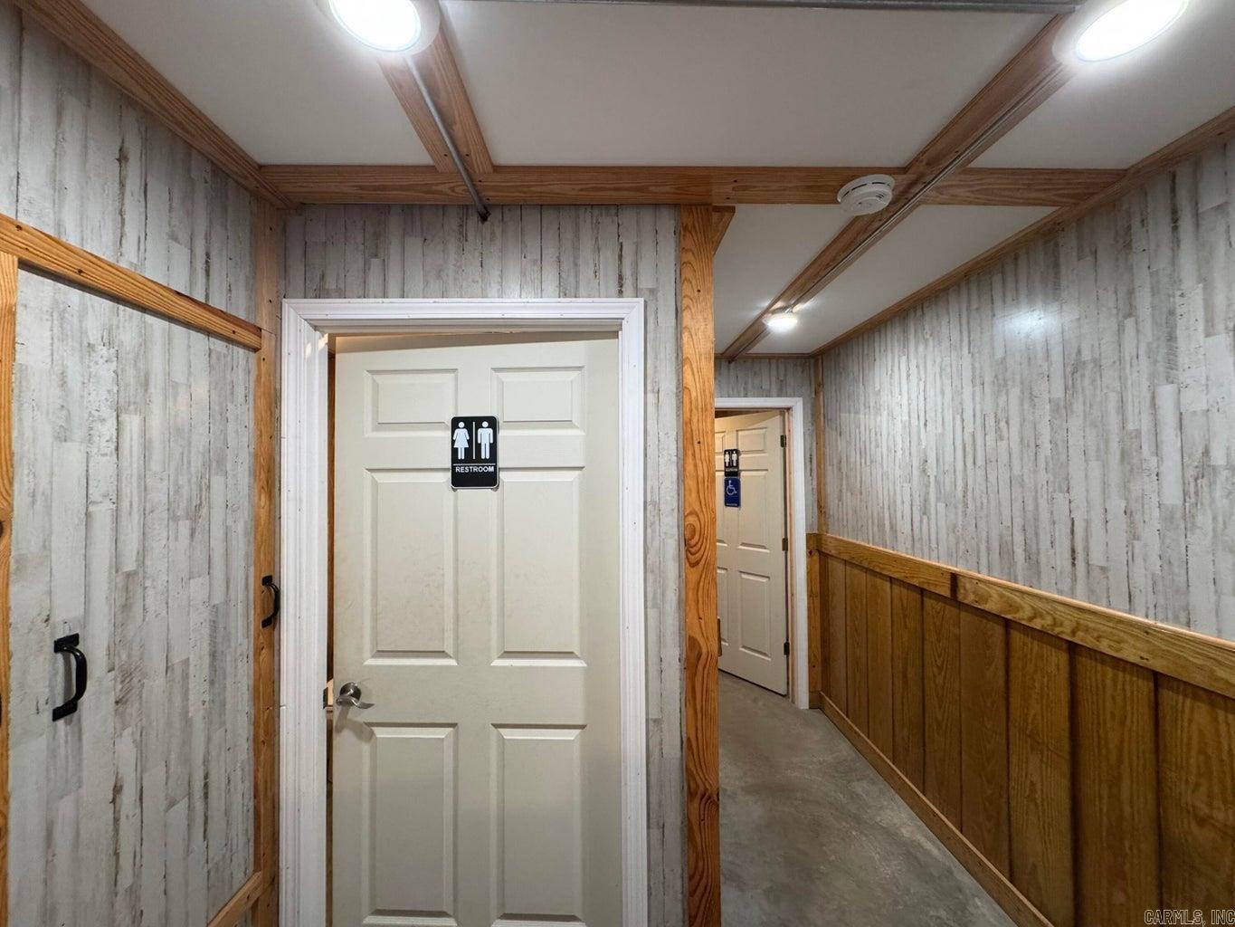 Photo 9 - Commercial / Industrial for sale – 127  US-62   Ash Flat, AR