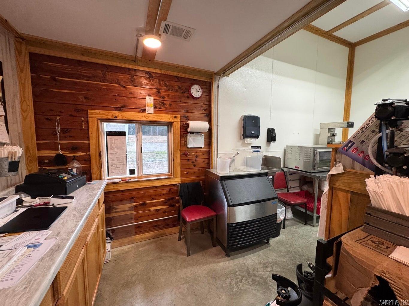 Photo 19 - Commercial / Industrial for sale – 127  U.S. 62   Ash Flat, AR