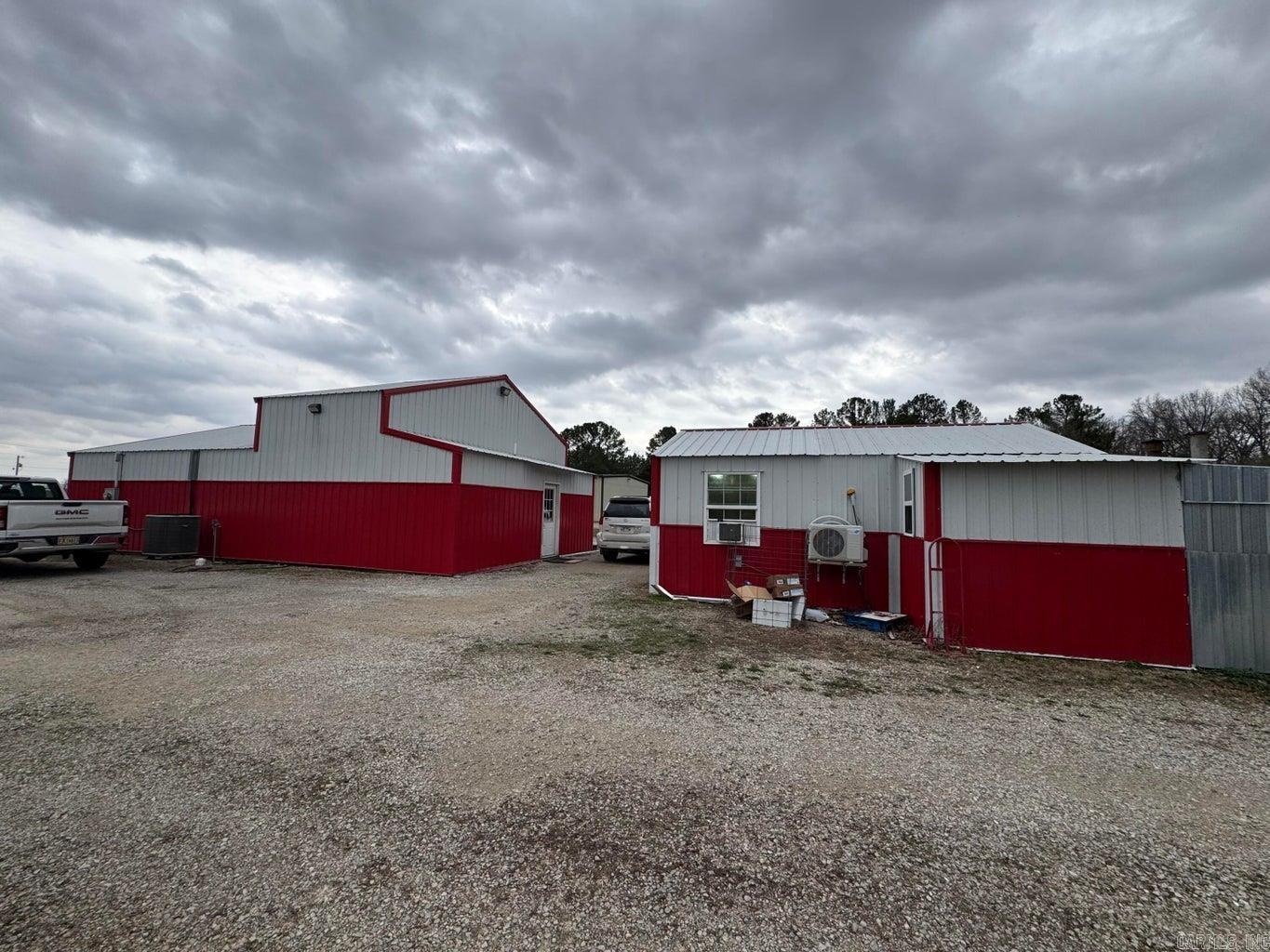 Photo 5 - Commercial / Industrial for sale – 127  U.S. 62   Ash Flat, AR