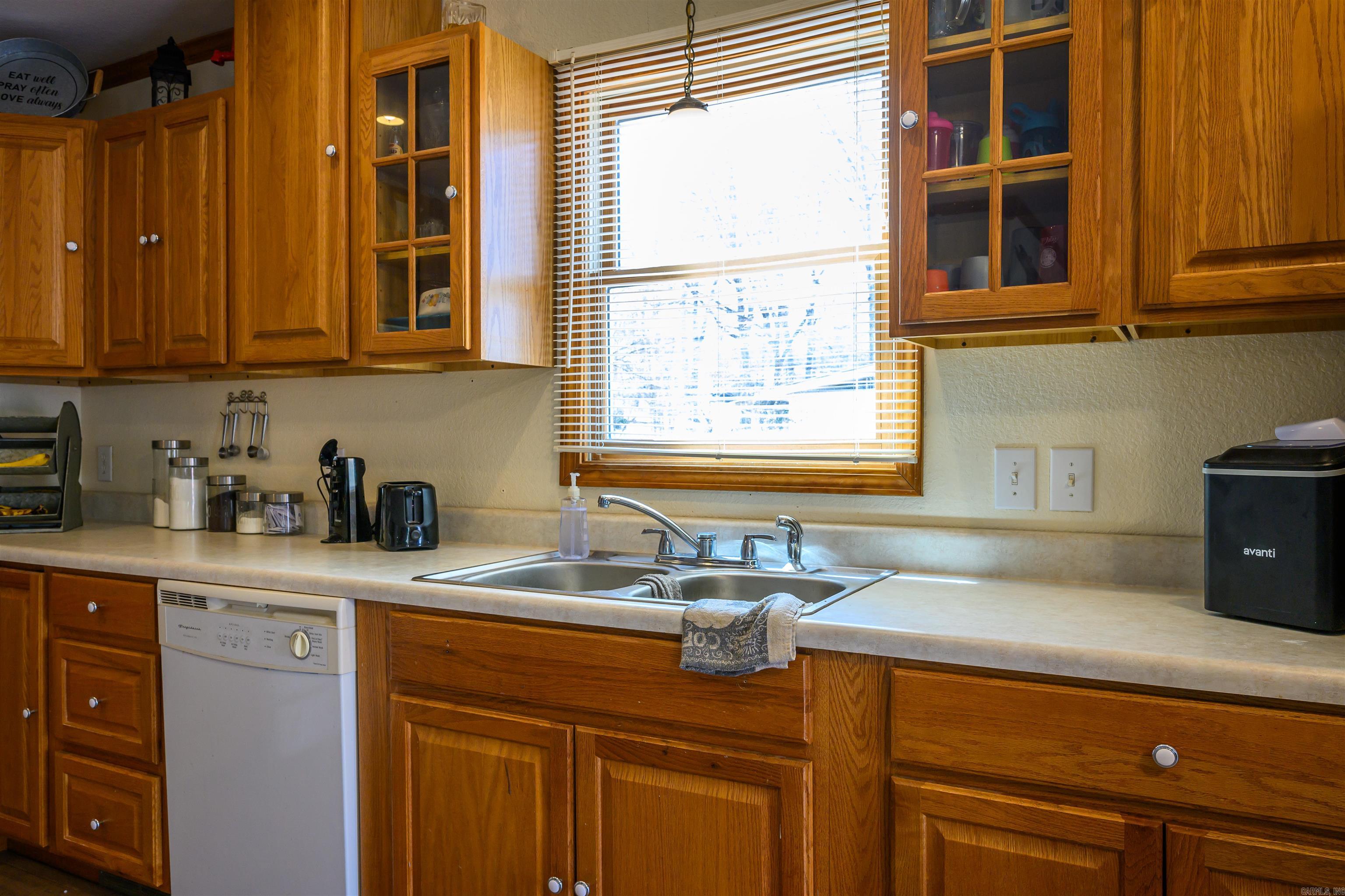 Photo 11 - Residential for sale – 152 E Lakeshore   Cherokee Village, AR