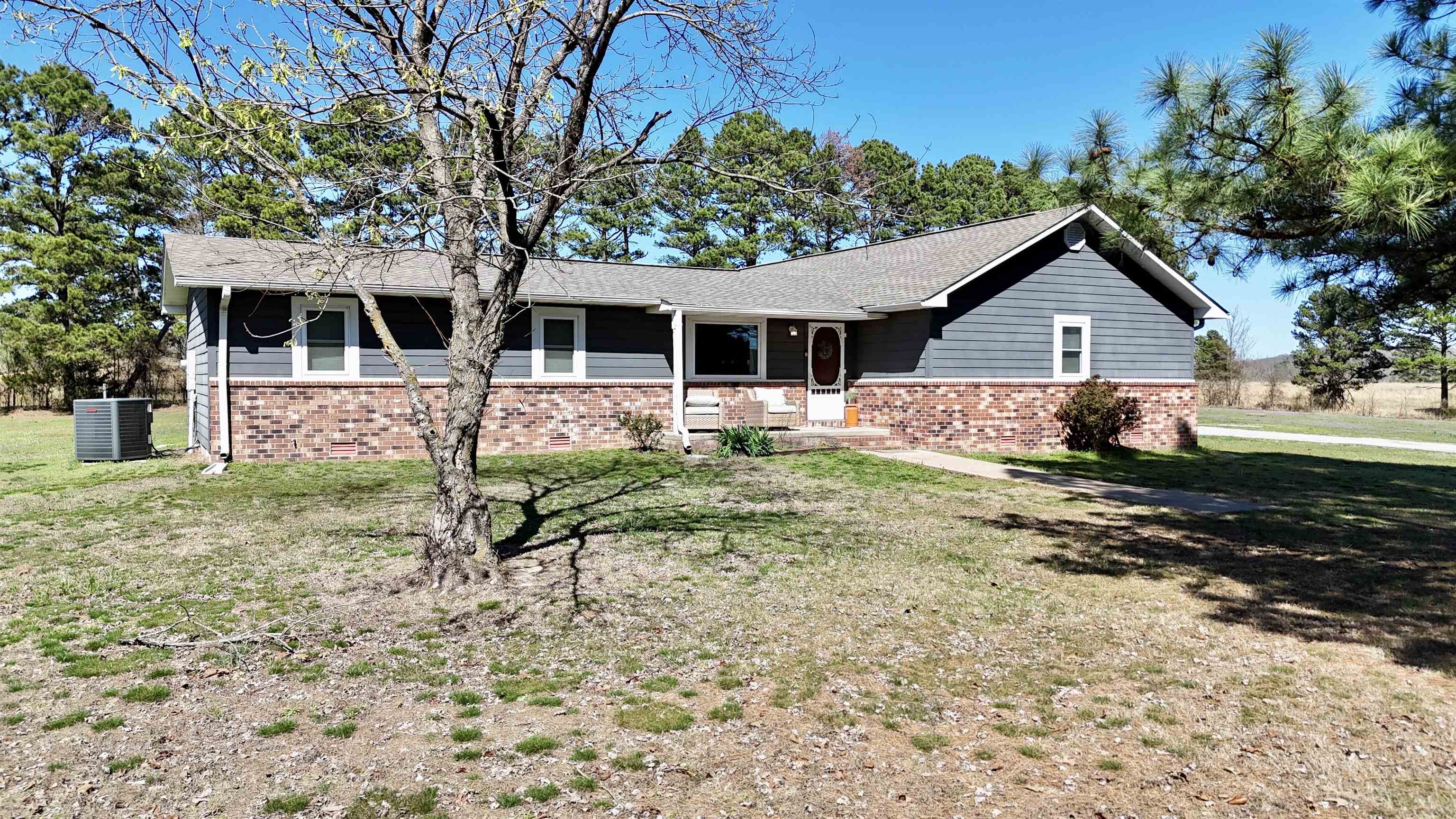 Residential for sale – 2373  West Road   Mount Pleasant, AR