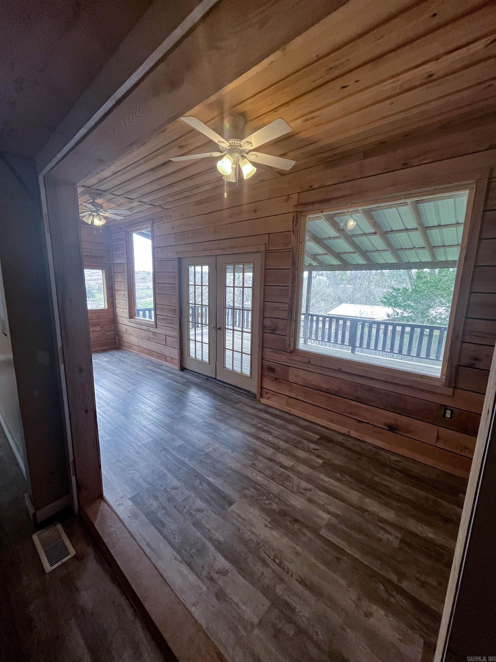 Photo 18 - Residential for sale – 695  Summit   Mammoth Spring, AR