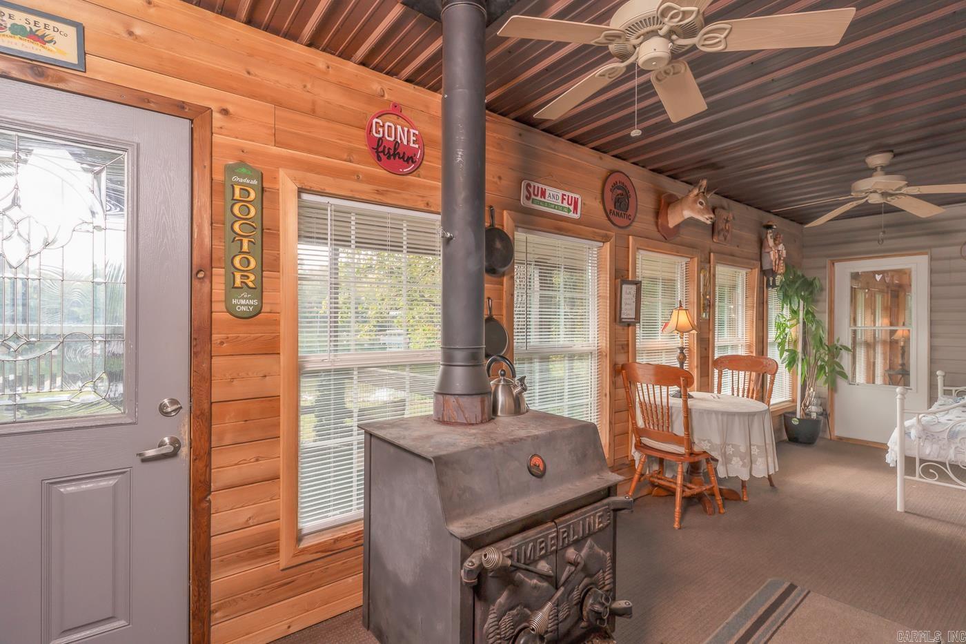 Photo 11 - Residential for sale – 21 W Lakeshore Dr   Highland, AR