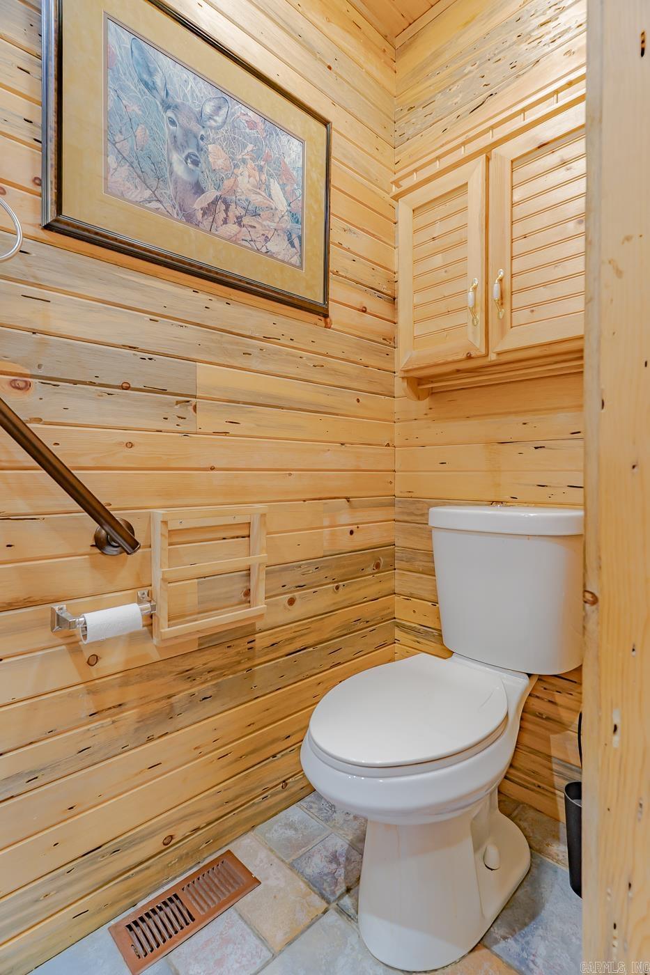 Photo 27 - Residential for sale – 21 W Lakeshore Dr   Highland, AR