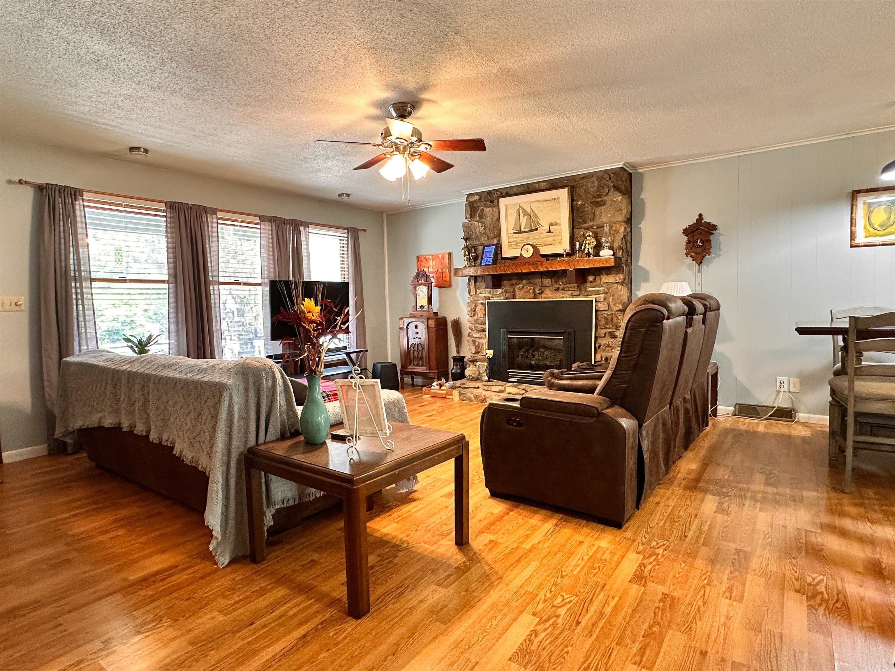 Photo 3 - Residential for sale – 5  Idaho   Cherokee Village, AR