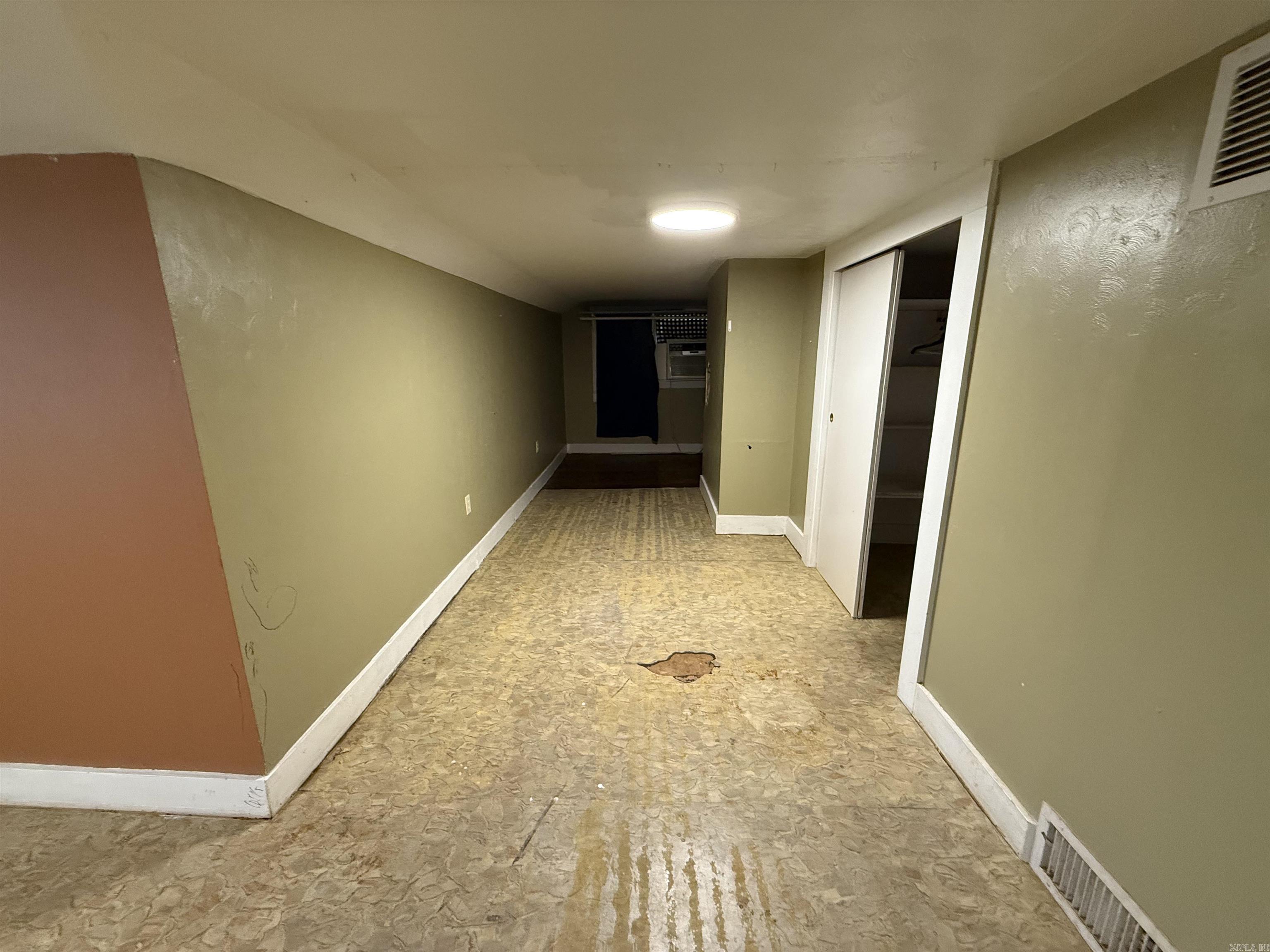 Photo 18 - Residential for sale – 1087 E College   Batesville, AR