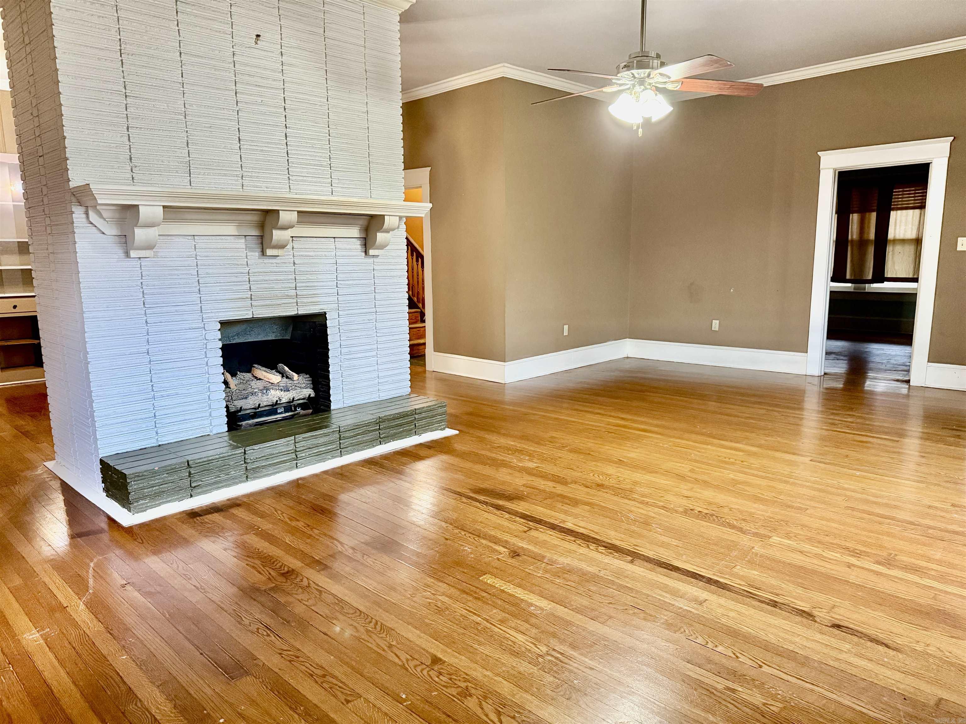 Photo 3 - Residential for sale – 1087 E College   Batesville, AR