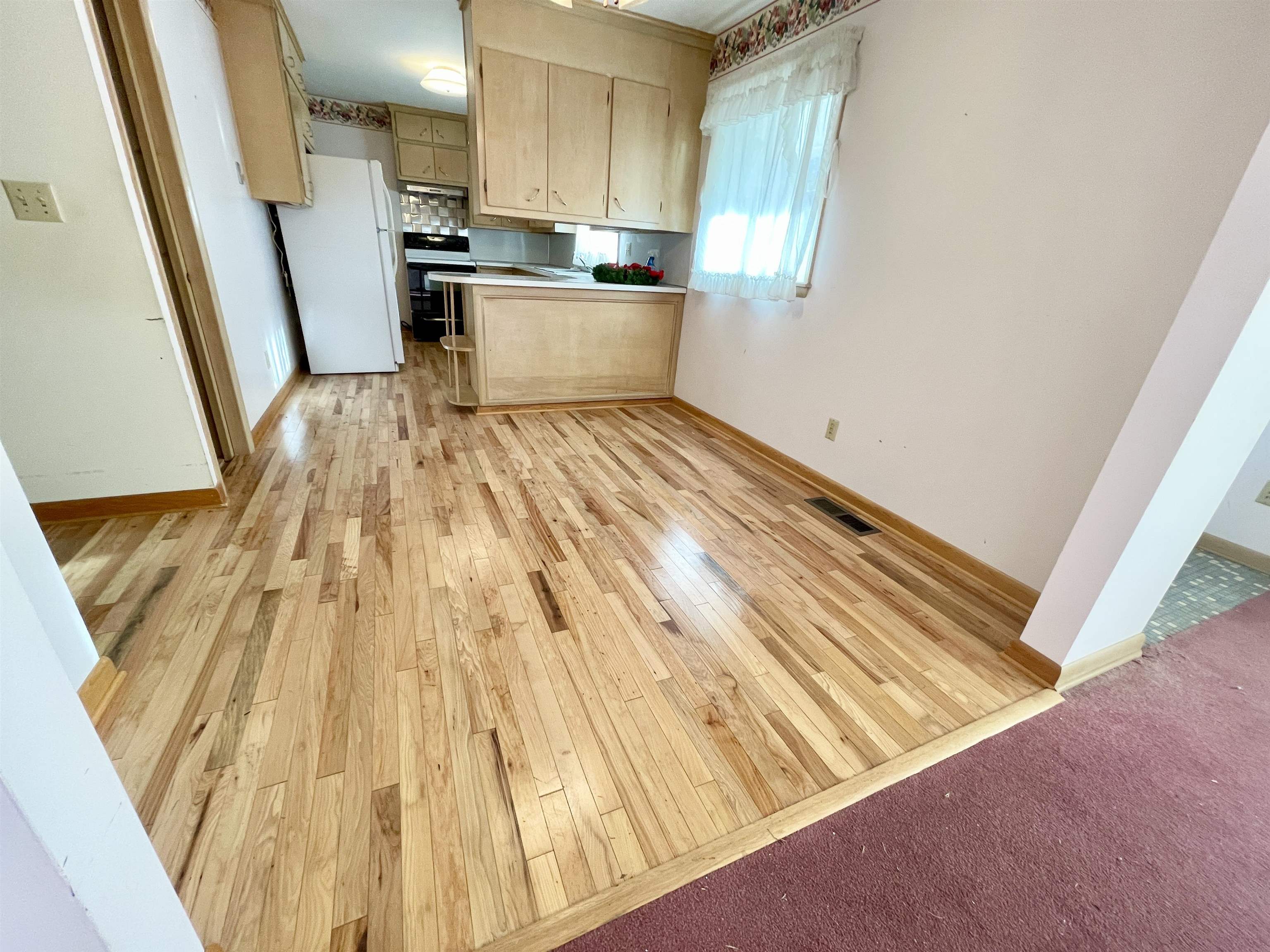 Photo 9 - Residential for sale – 1114  Orchard   Horseshoe Bend, AR