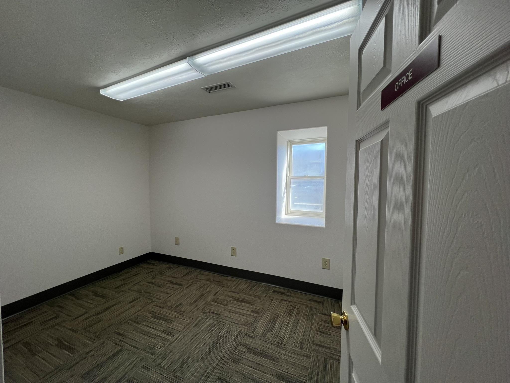 Photo 15 - Commercial / Industrial for sale – 260  Main Street   Mammoth Spring, AR