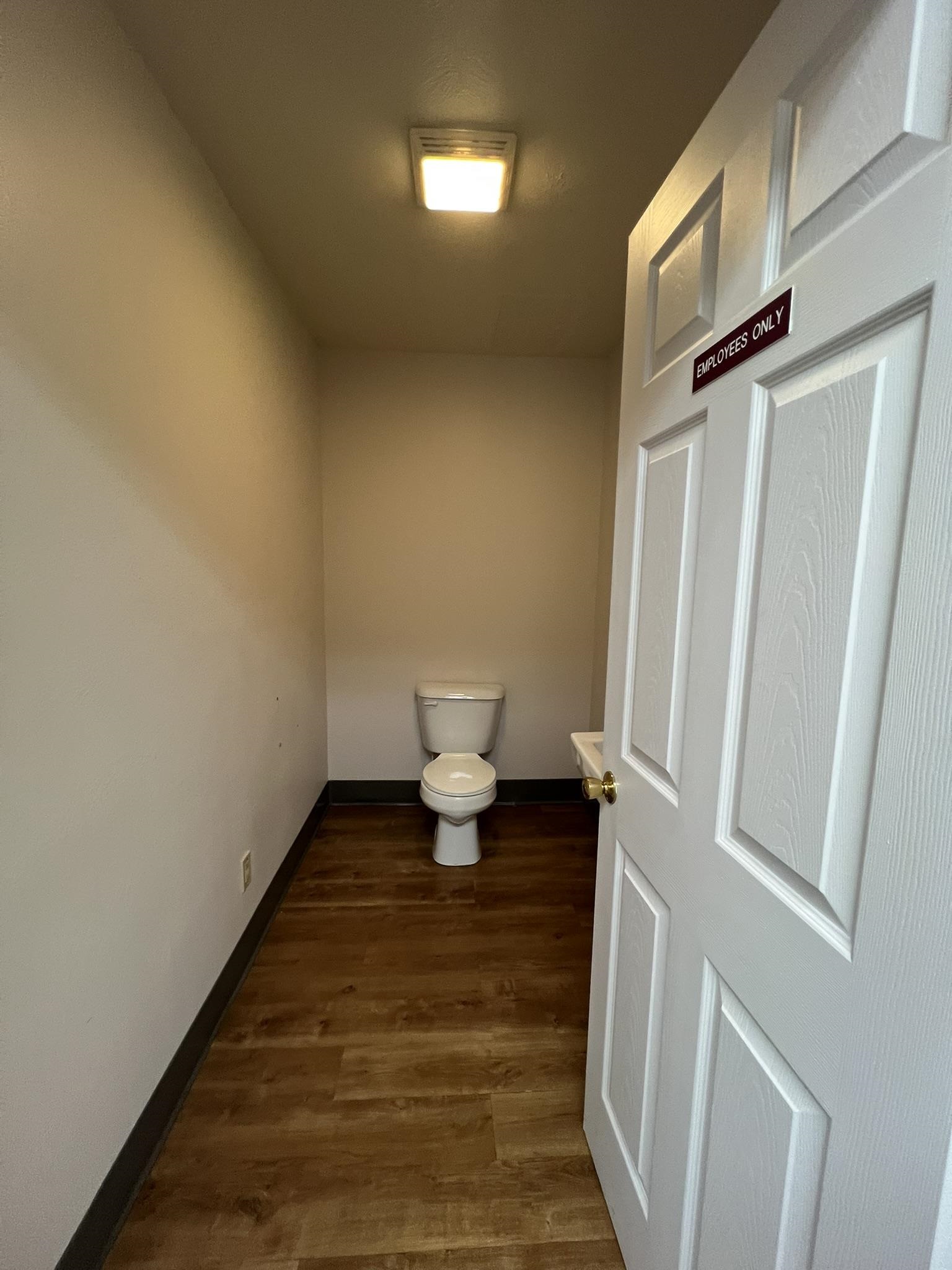 Photo 17 - Commercial / Industrial for sale – 260  Main Street   Mammoth Spring, AR