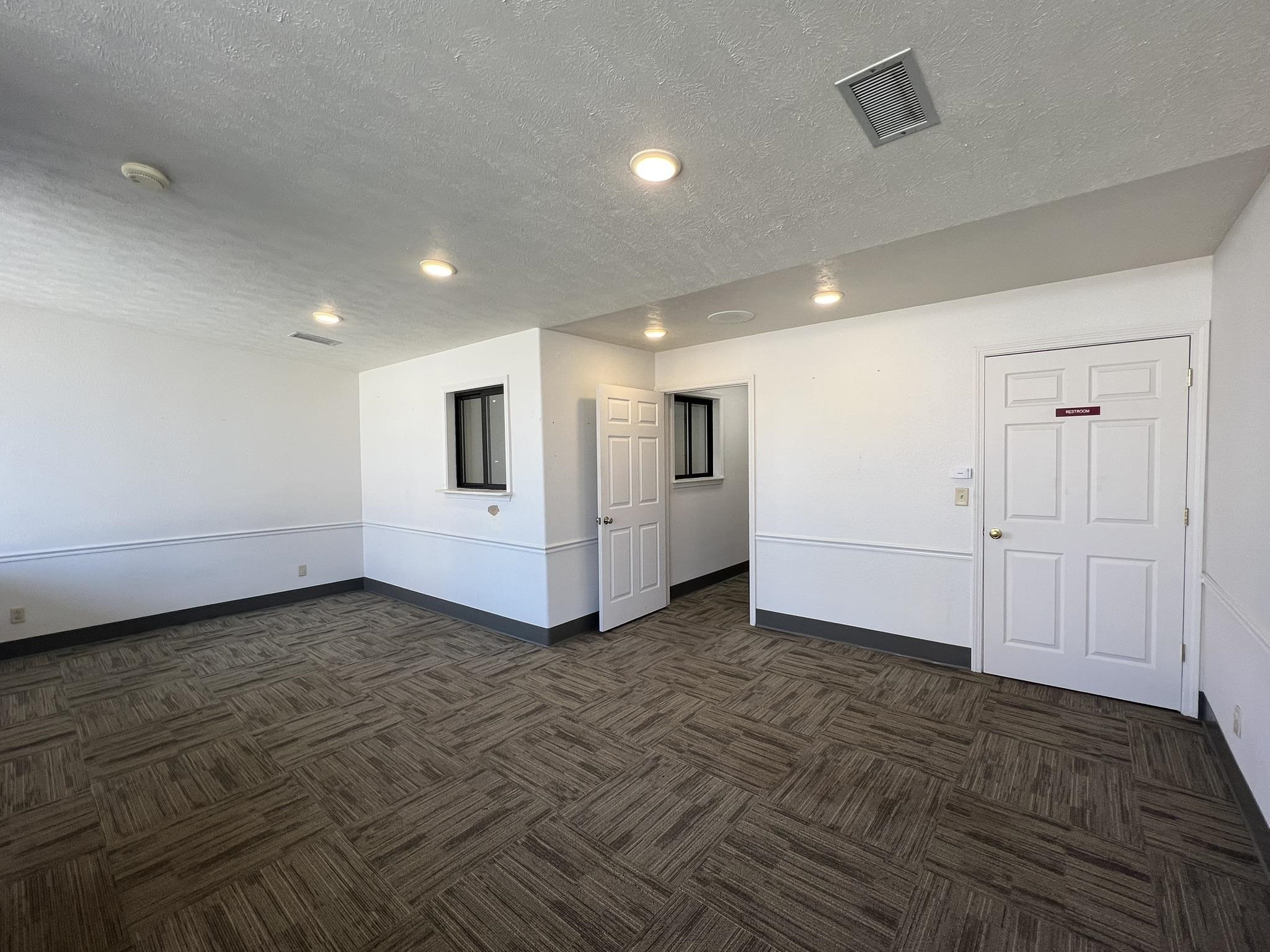 Photo 3 - Commercial / Industrial for sale – 260  Main Street   Mammoth Spring, AR