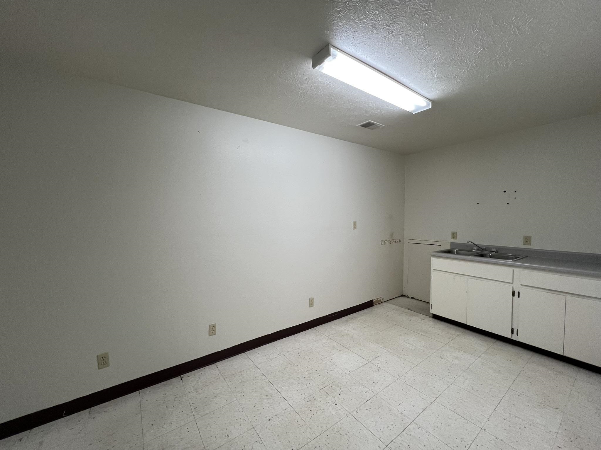 Photo 24 - Commercial / Industrial for sale – 260  Main Street   Mammoth Spring, AR