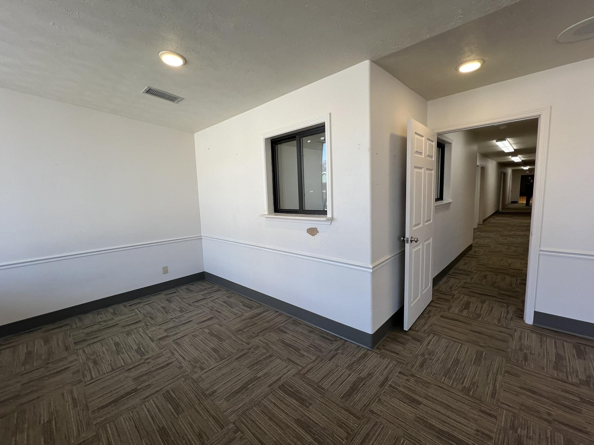 Photo 5 - Commercial / Industrial for sale – 260  Main Street   Mammoth Spring, AR