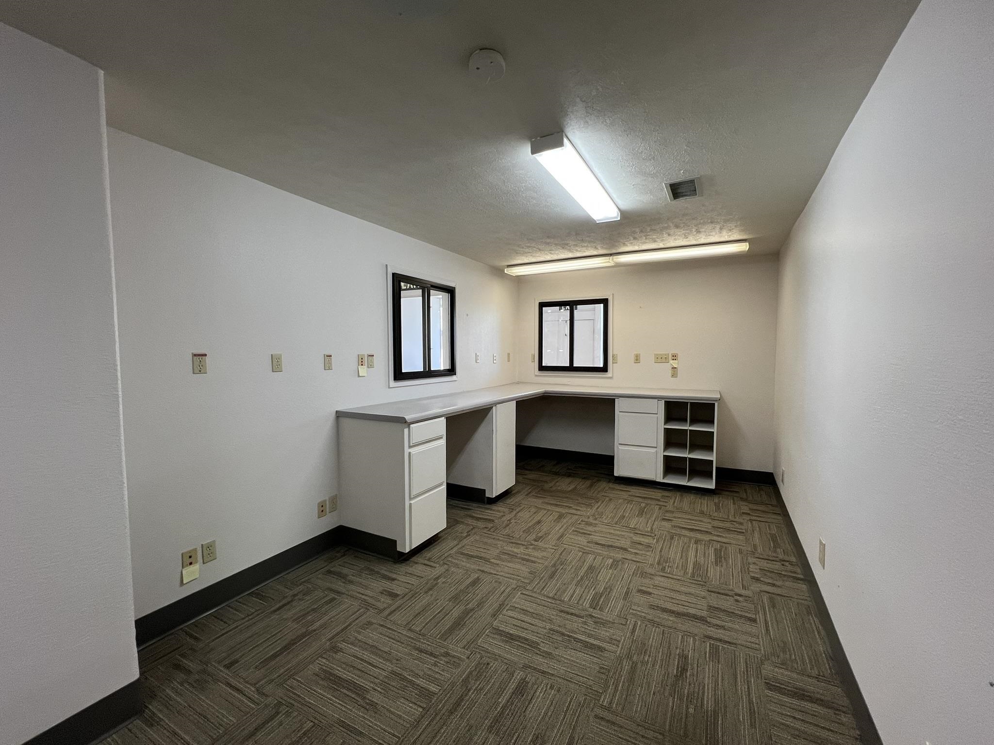 Photo 6 - Commercial / Industrial for sale – 260  Main Street   Mammoth Spring, AR